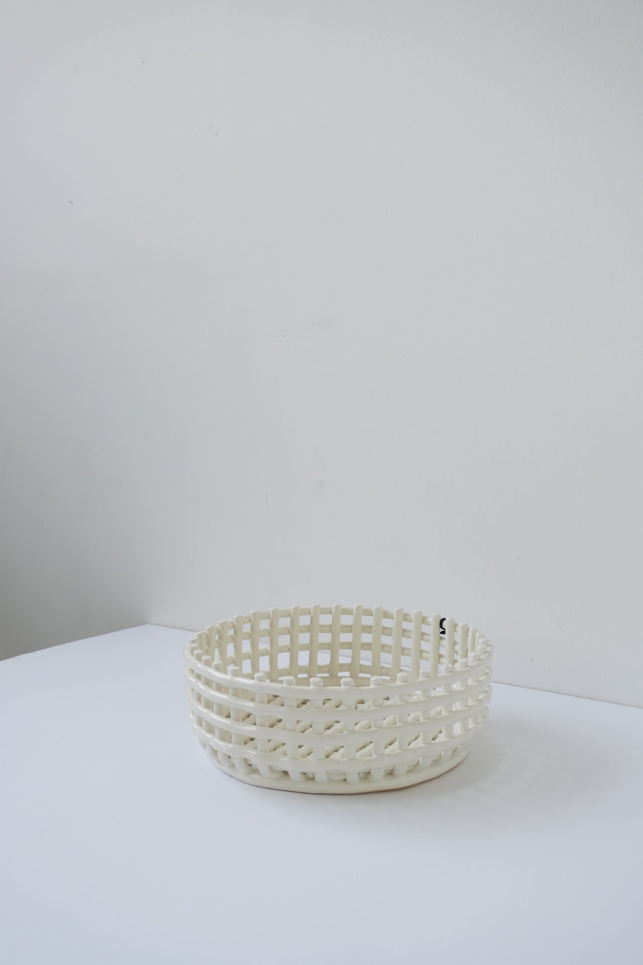 CERAMIC CENTERPIECE BY FERM LIVING