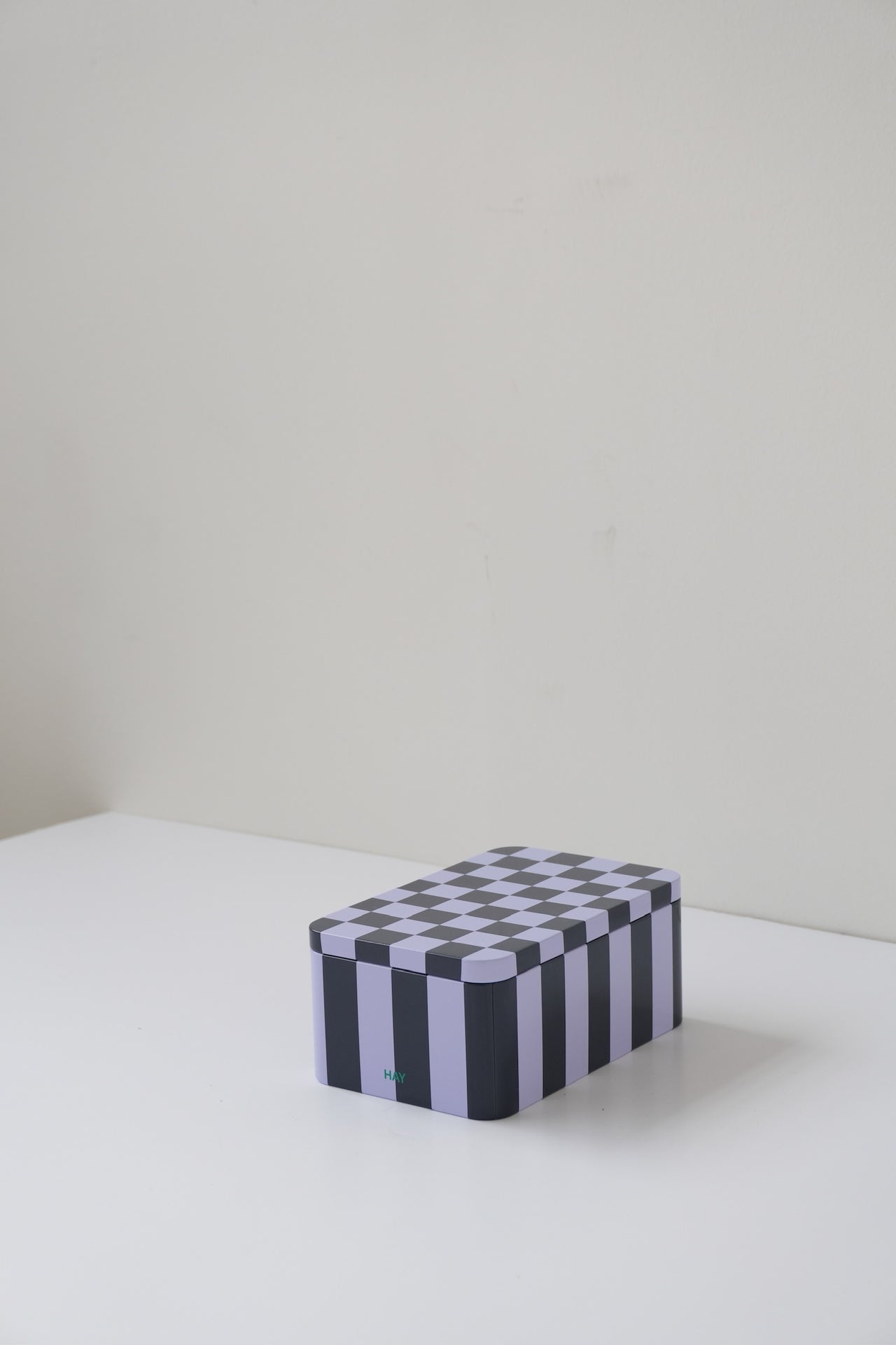 TIN CONTAINER S BY HAY