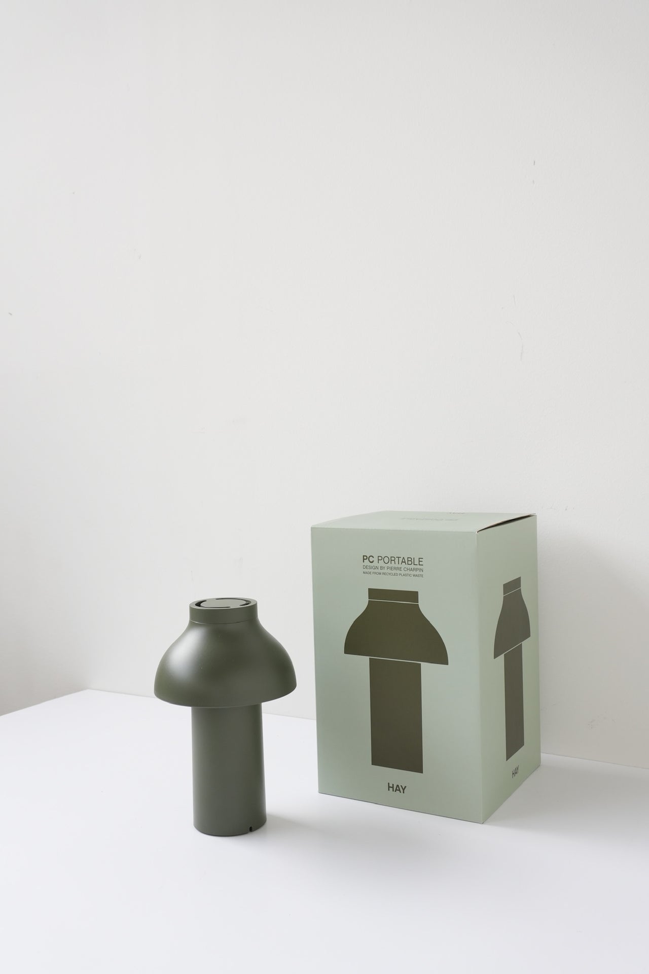 PC PORTABLE NO.2 BY HAY