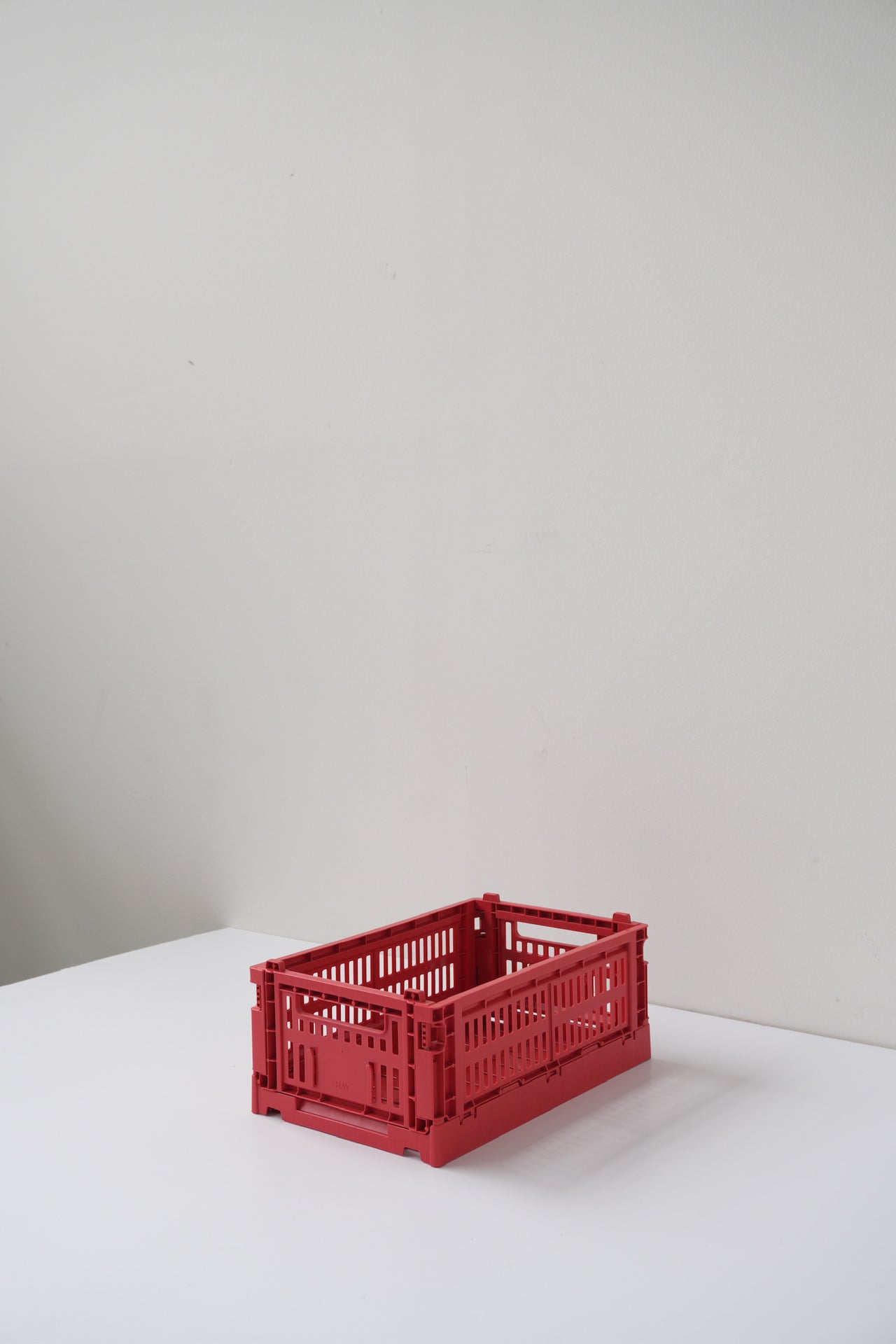 Colour Crate S by HAY