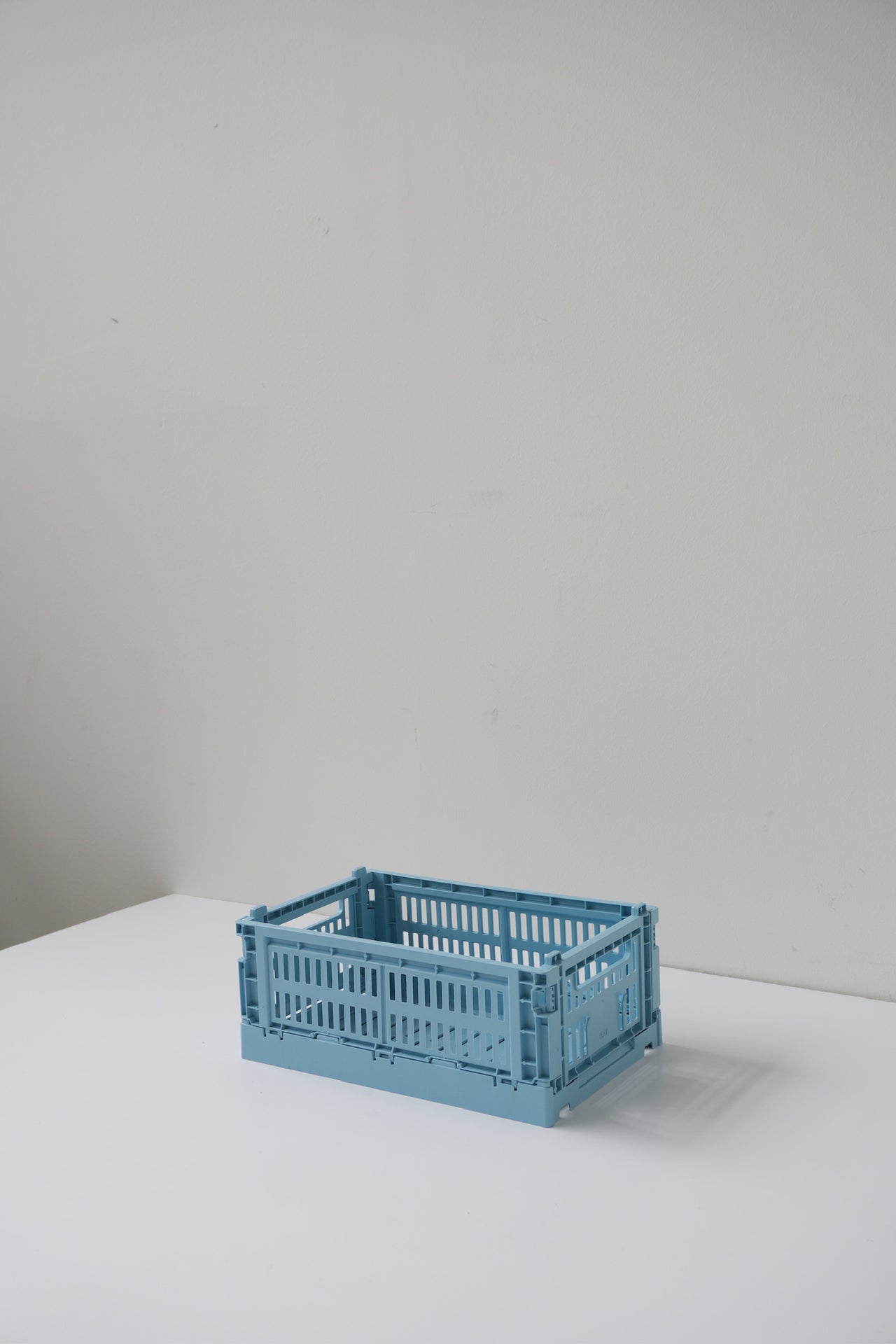 Colour Crate S by HAY