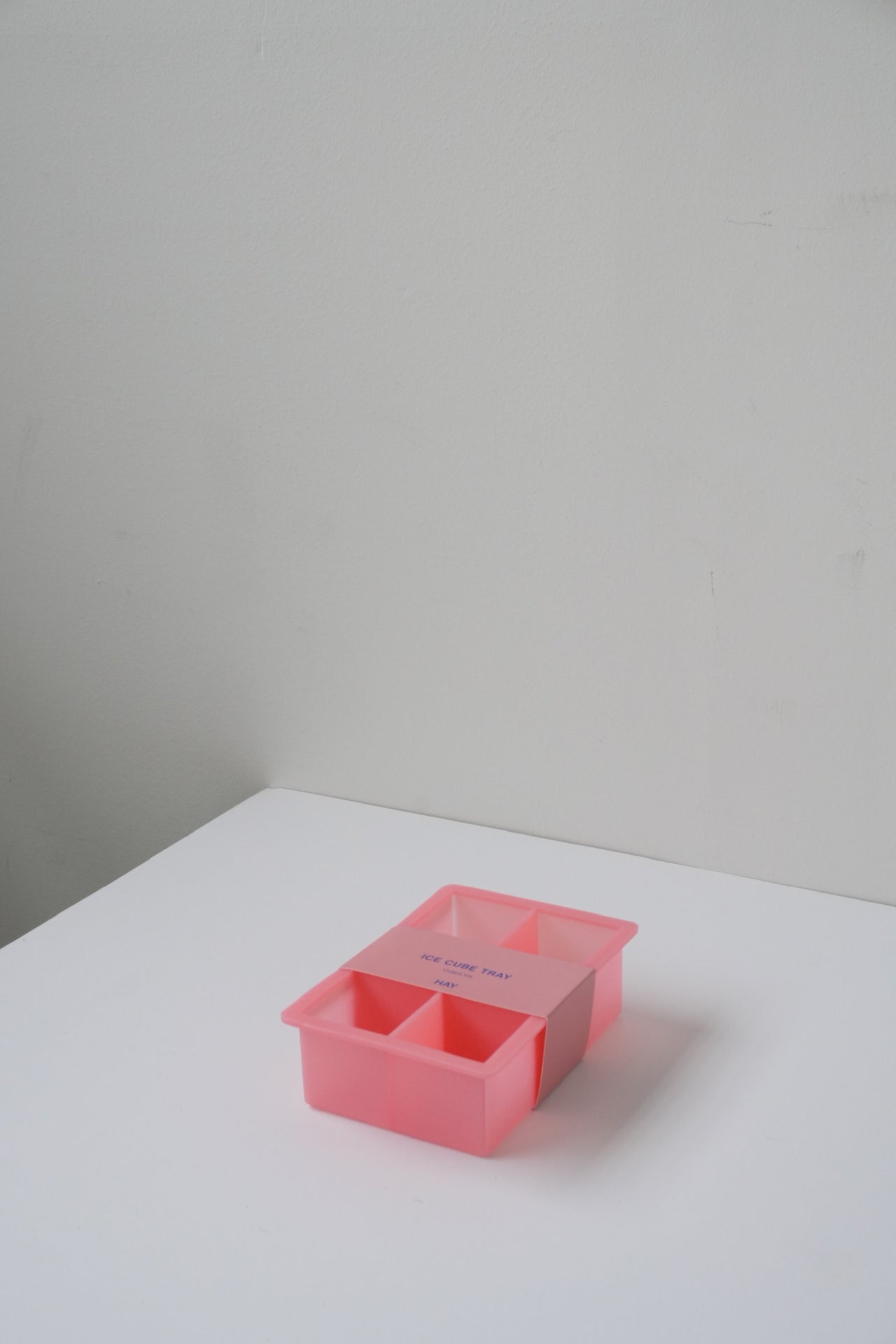Ice Cube TRAY BY HAY