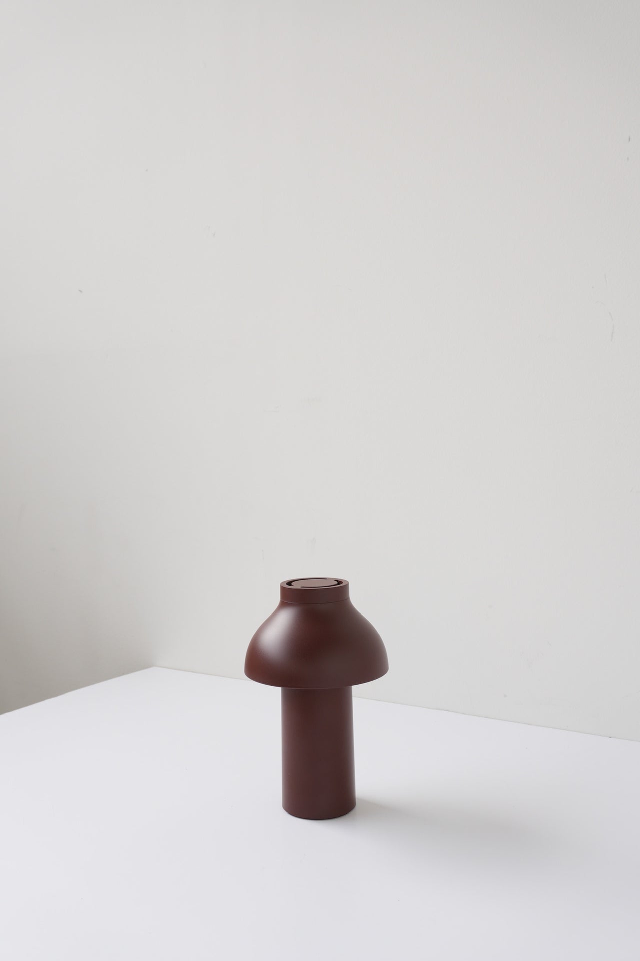 PC PORTABLY NO.2 BY HAY