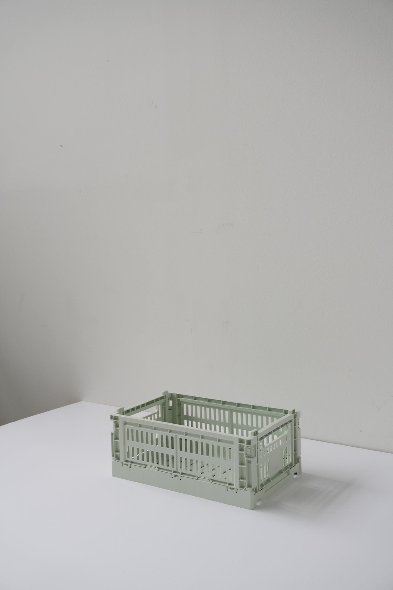 Colour Crate S by HAY