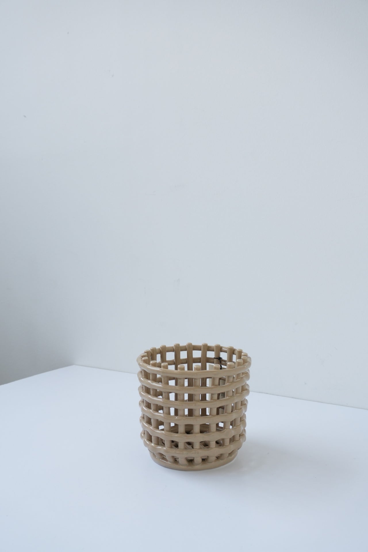 CERAMIC BASKET BY FERM LIVING
