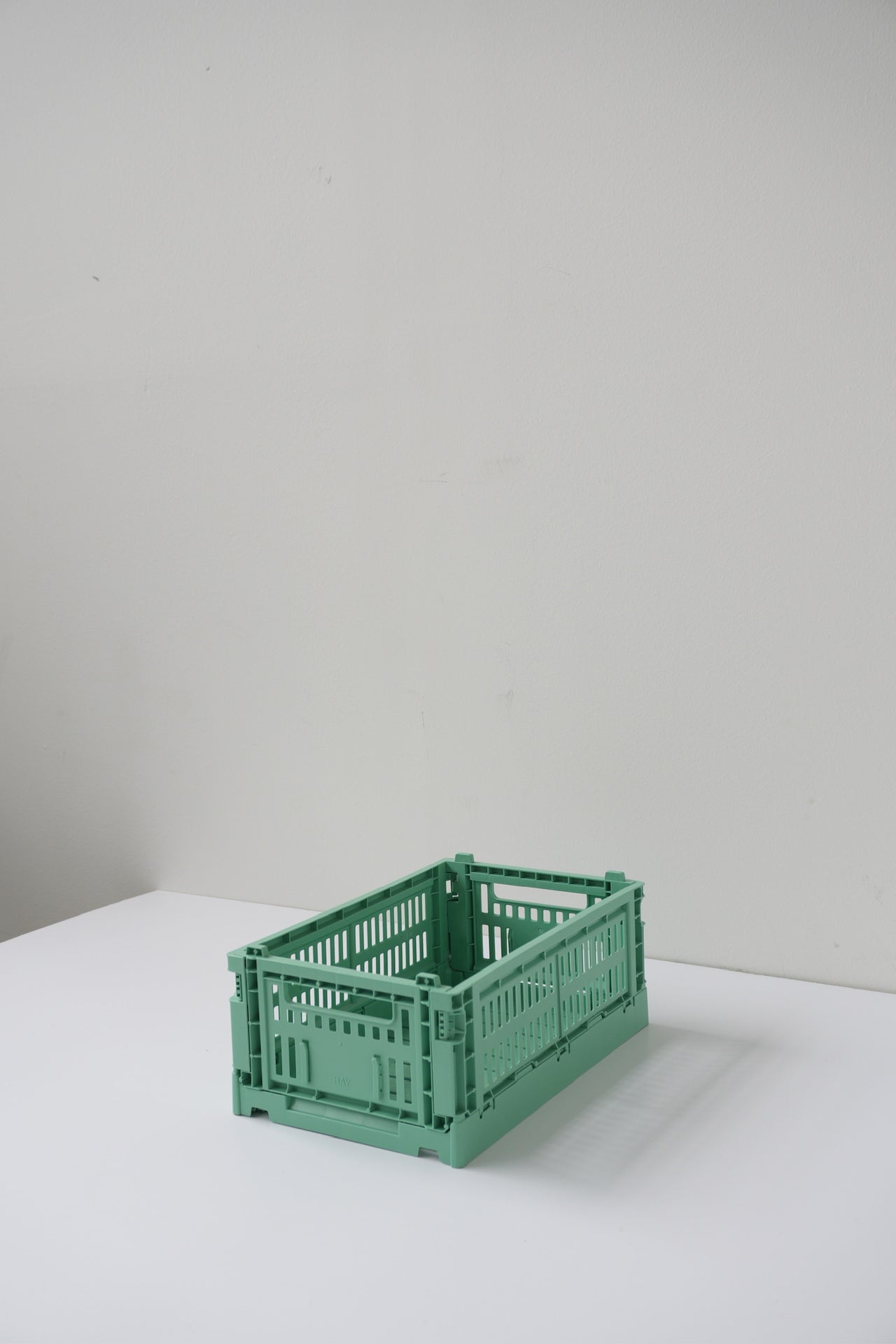 Colour Crate S by HAY