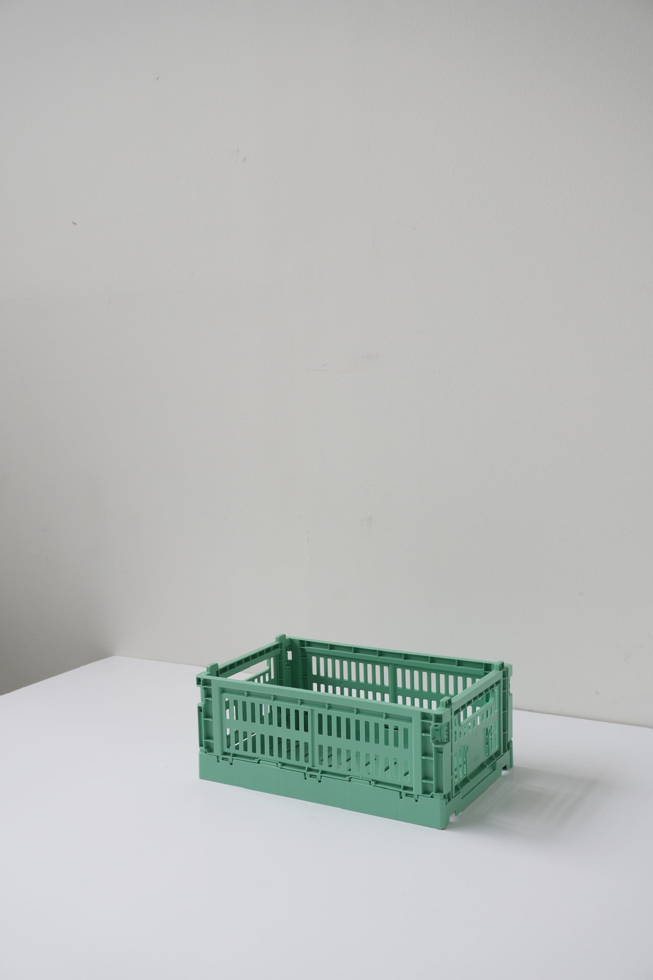 Colour Crate S by HAY