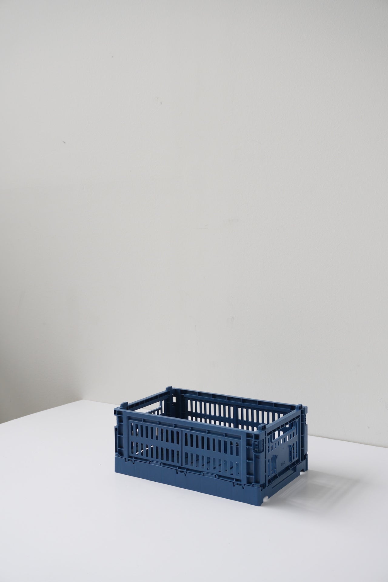 Colour Crate S by HAY