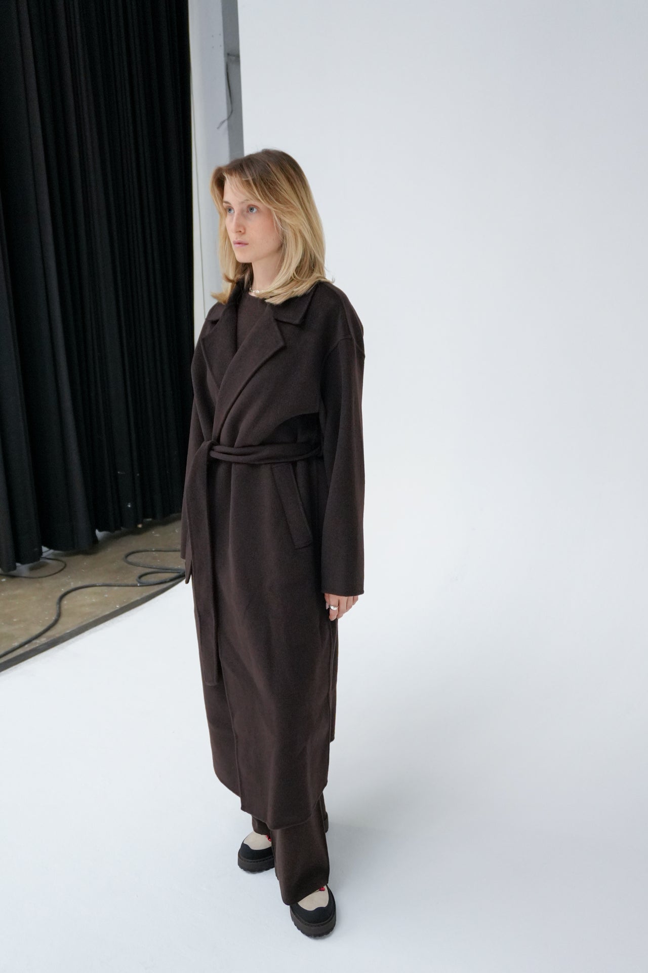 STONE COAT BY GRACE & MILA