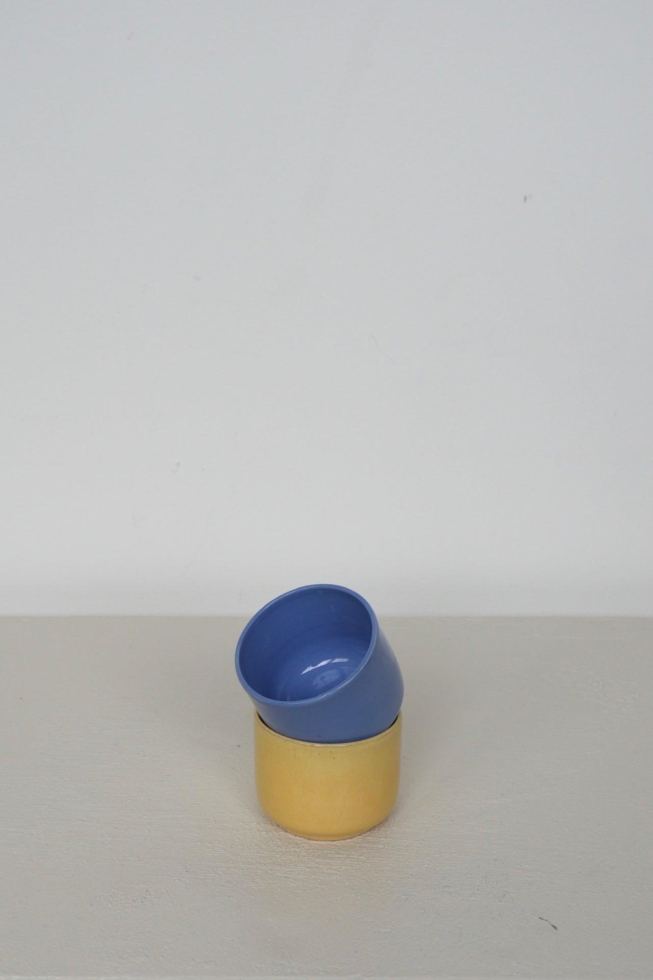 NOMI CUP BY VIOLA BEUSCHER