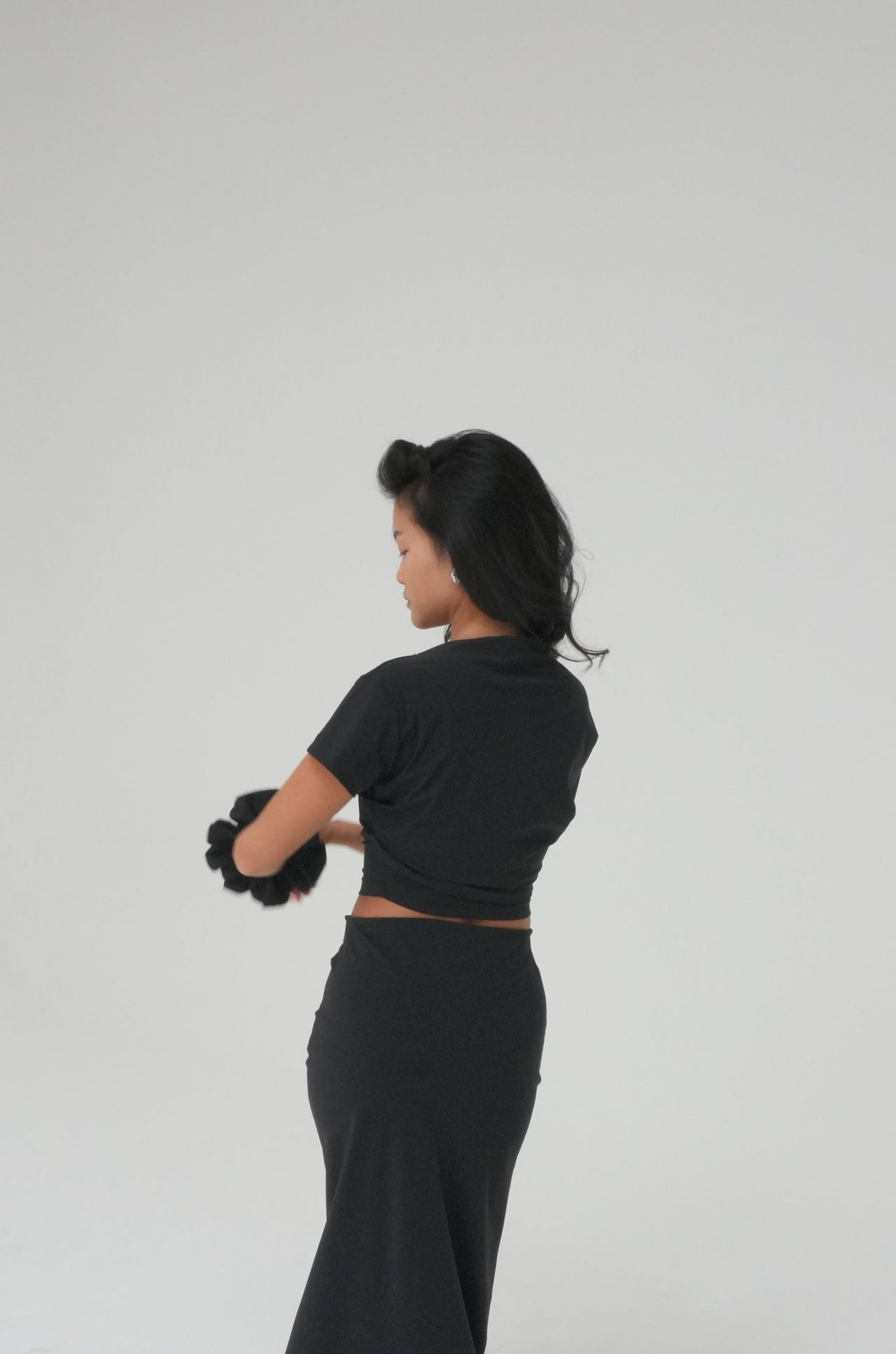 ASYMMETRIC CROPPED TOP BY REYÈM