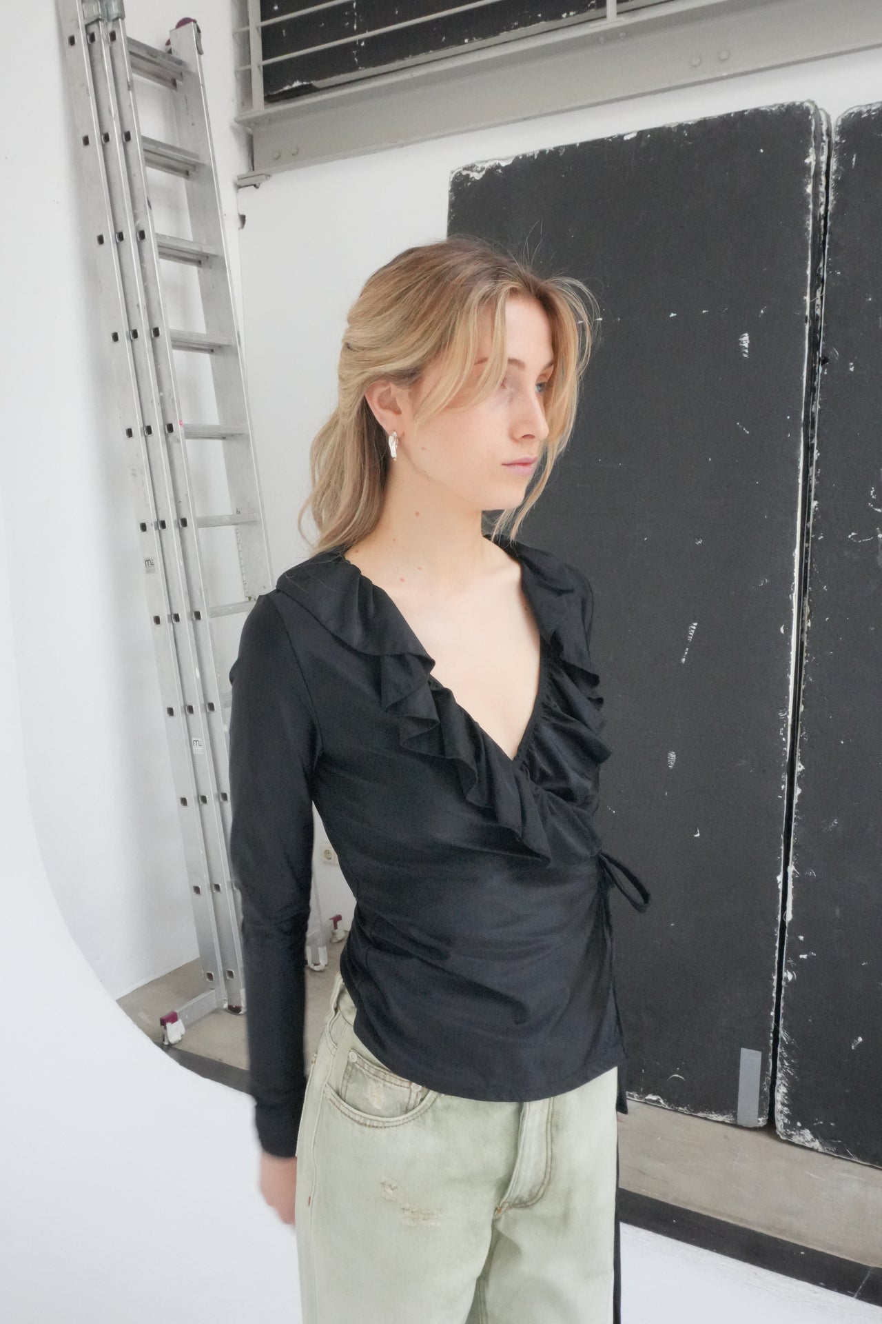 DAPHNE TOP BLACK BY OPÉRA SPORT