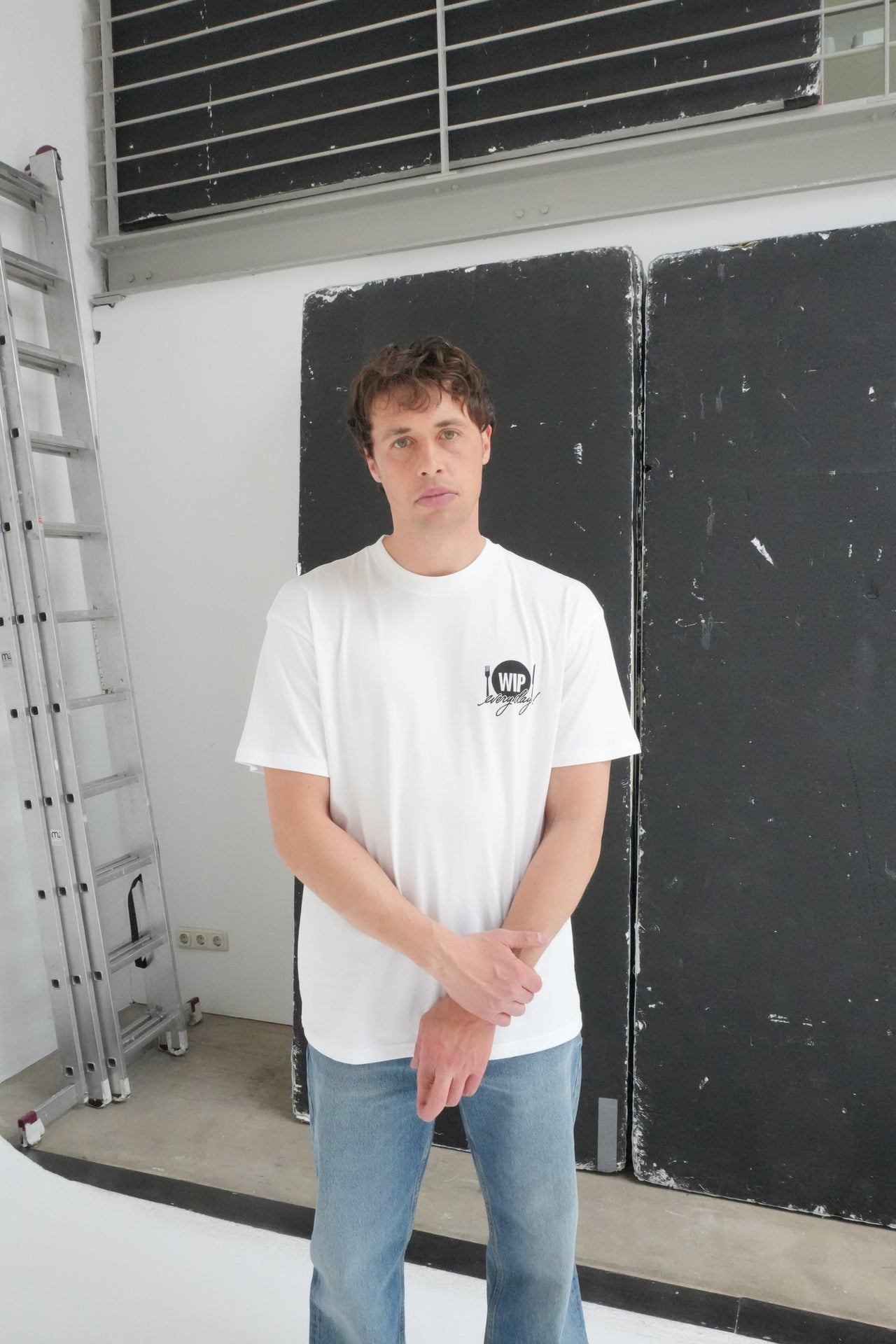 S/S CATALOGUE TEE BY CARHARTT WIP