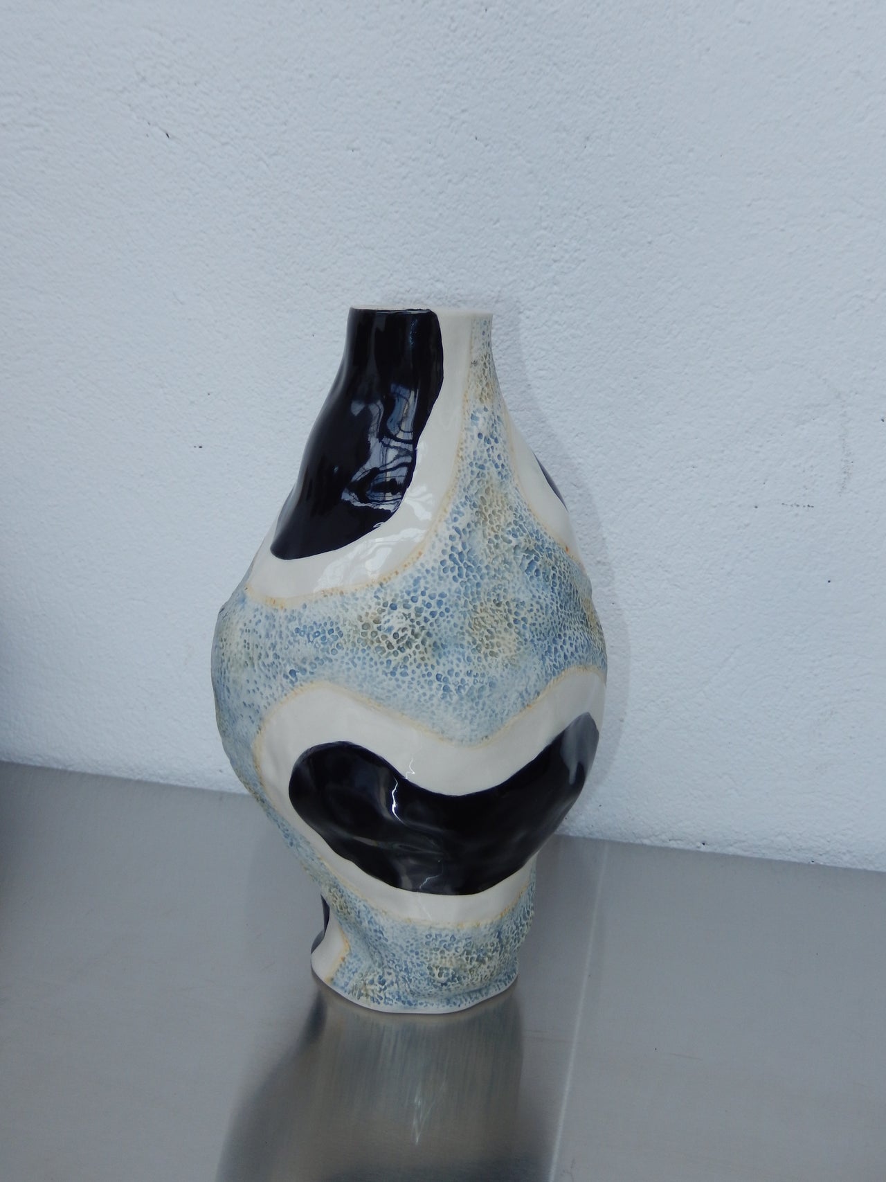JESSICA HANS VASE BY HAY