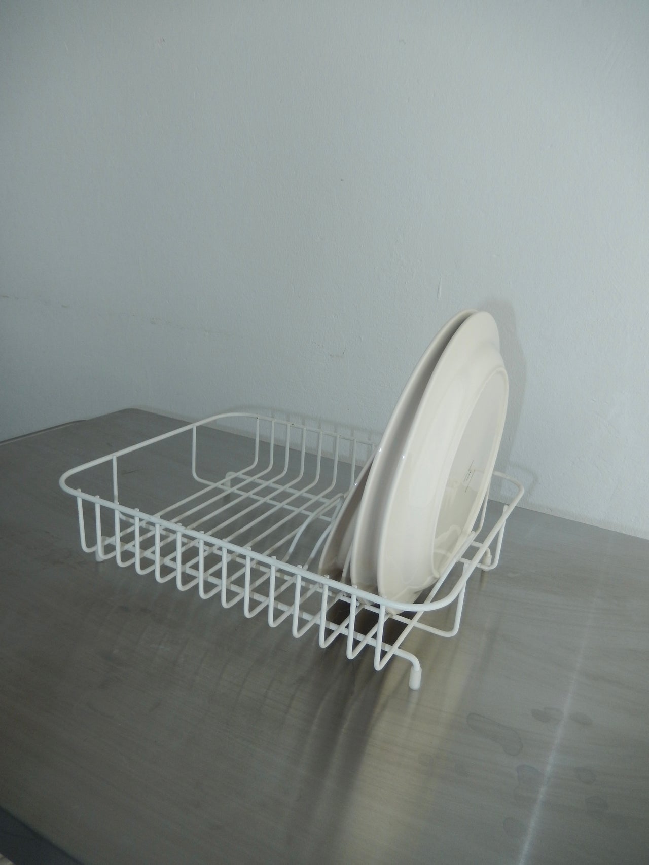 Sobremesa Plates by HAY