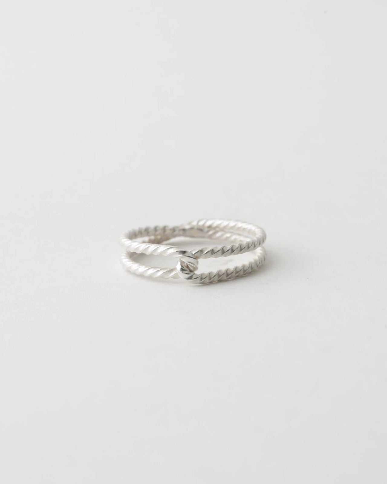 ROPE WRAP RING BY ORFÉVRE