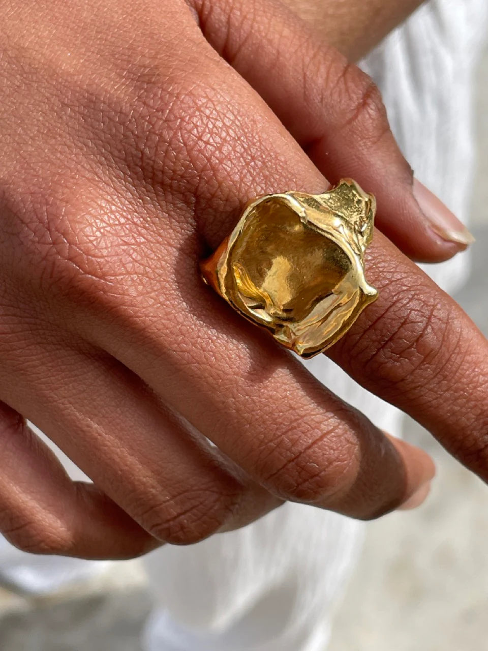SELLO AVI RING BY SIMUERO