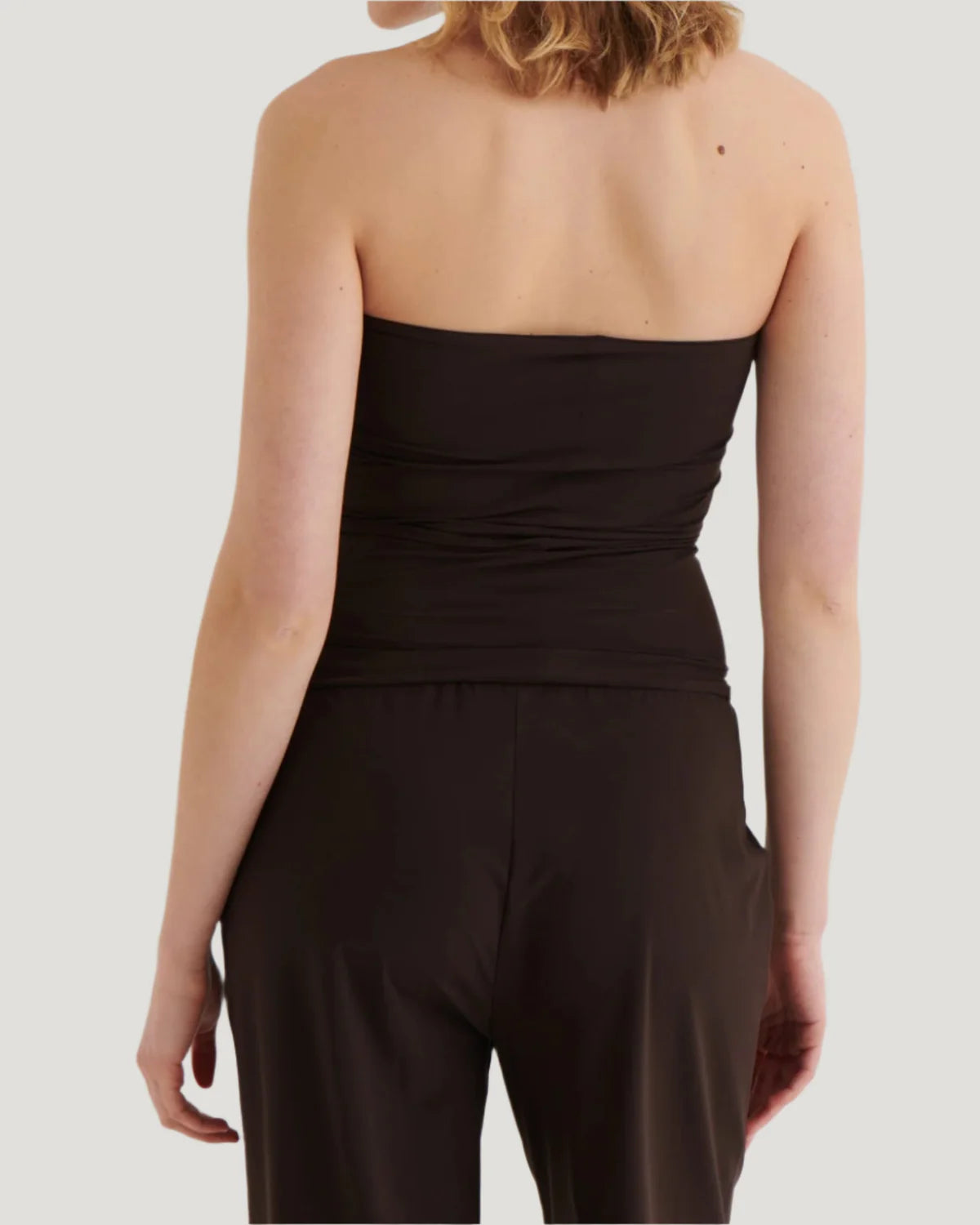 BANDEAU STRAPLESS TOP BY REYÉM