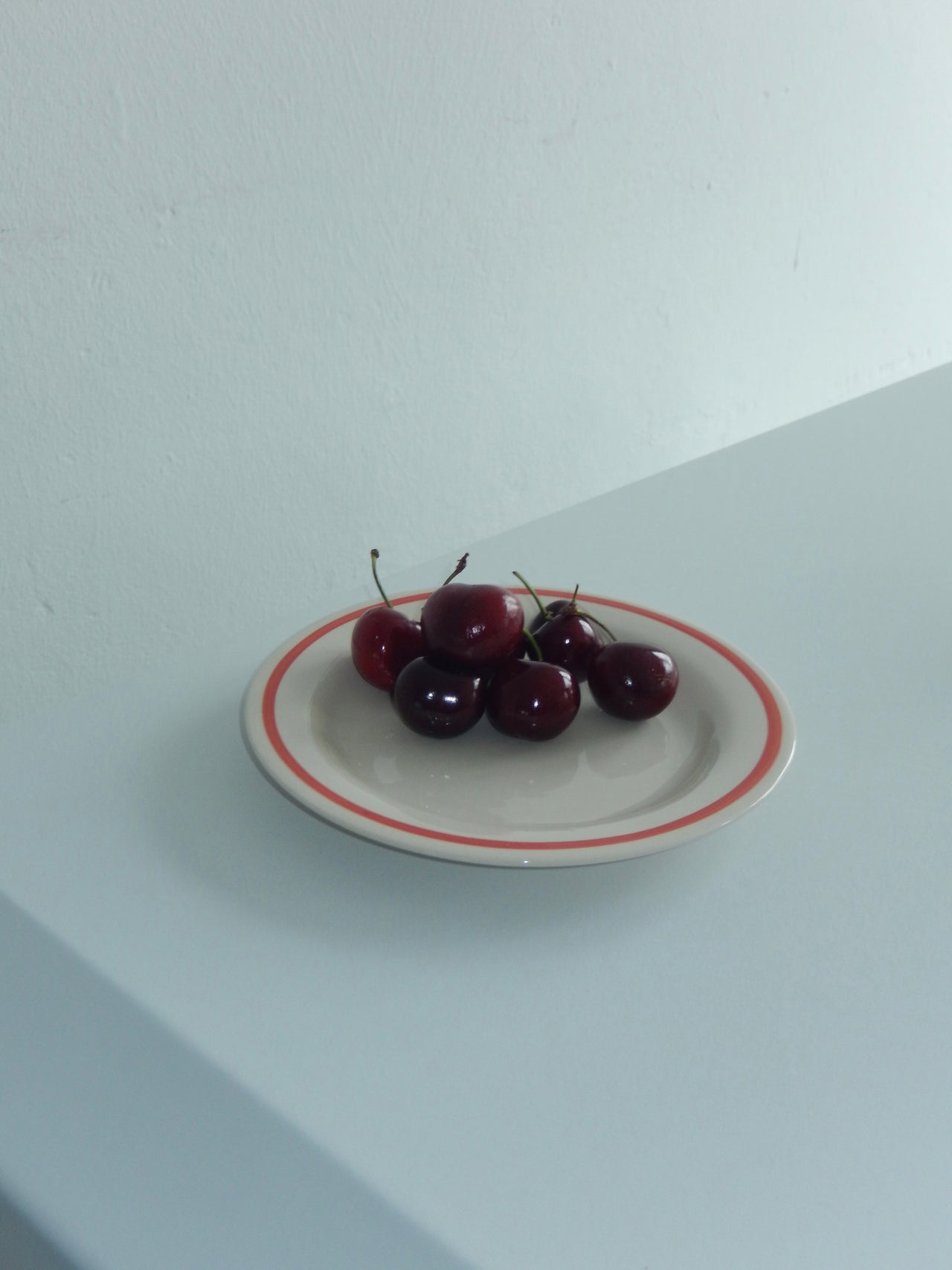 Sobremesa Plates by HAY