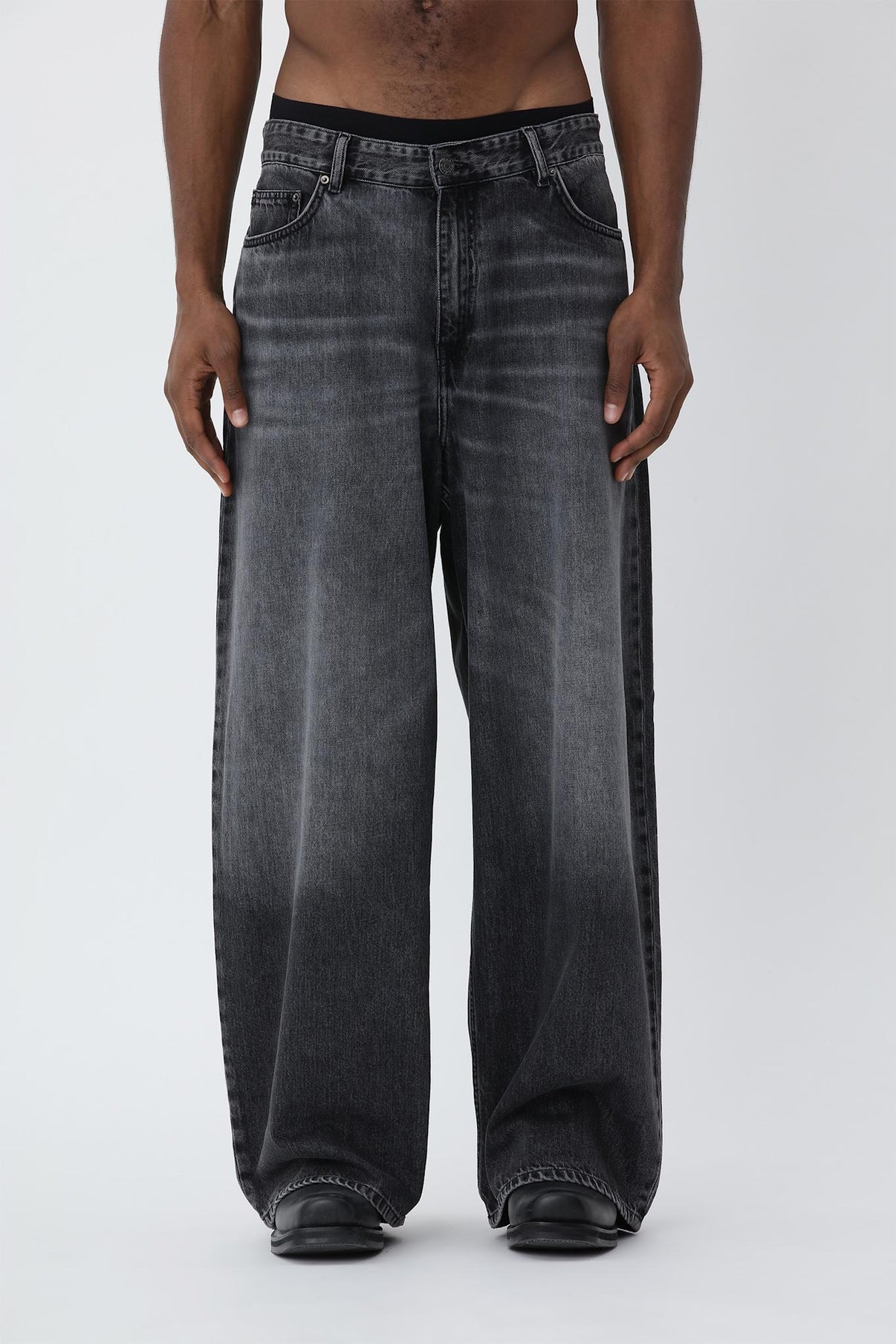 LYON DENIM PANTS BY WON HUNDRED