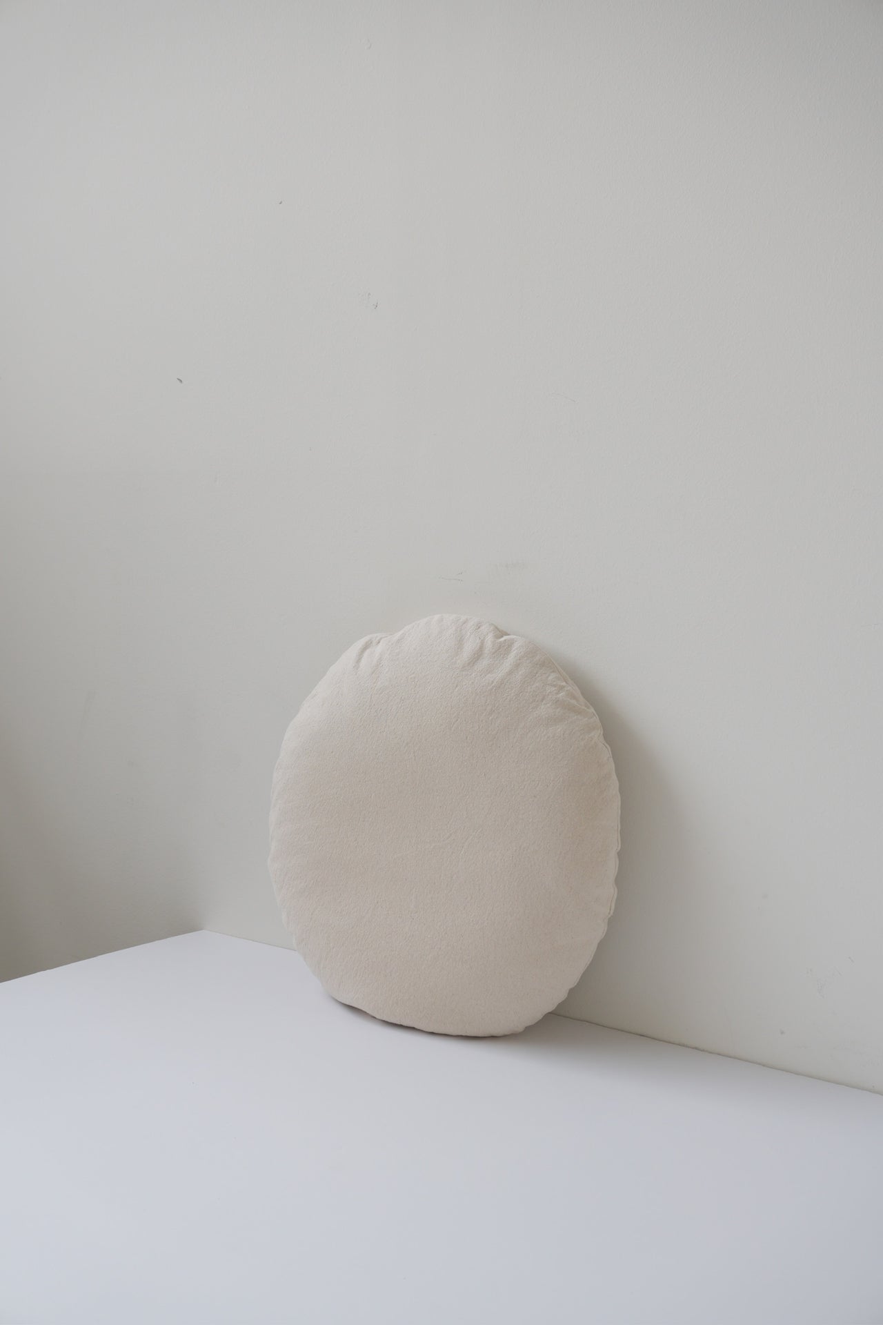 DISC CUSHION BY KLAY