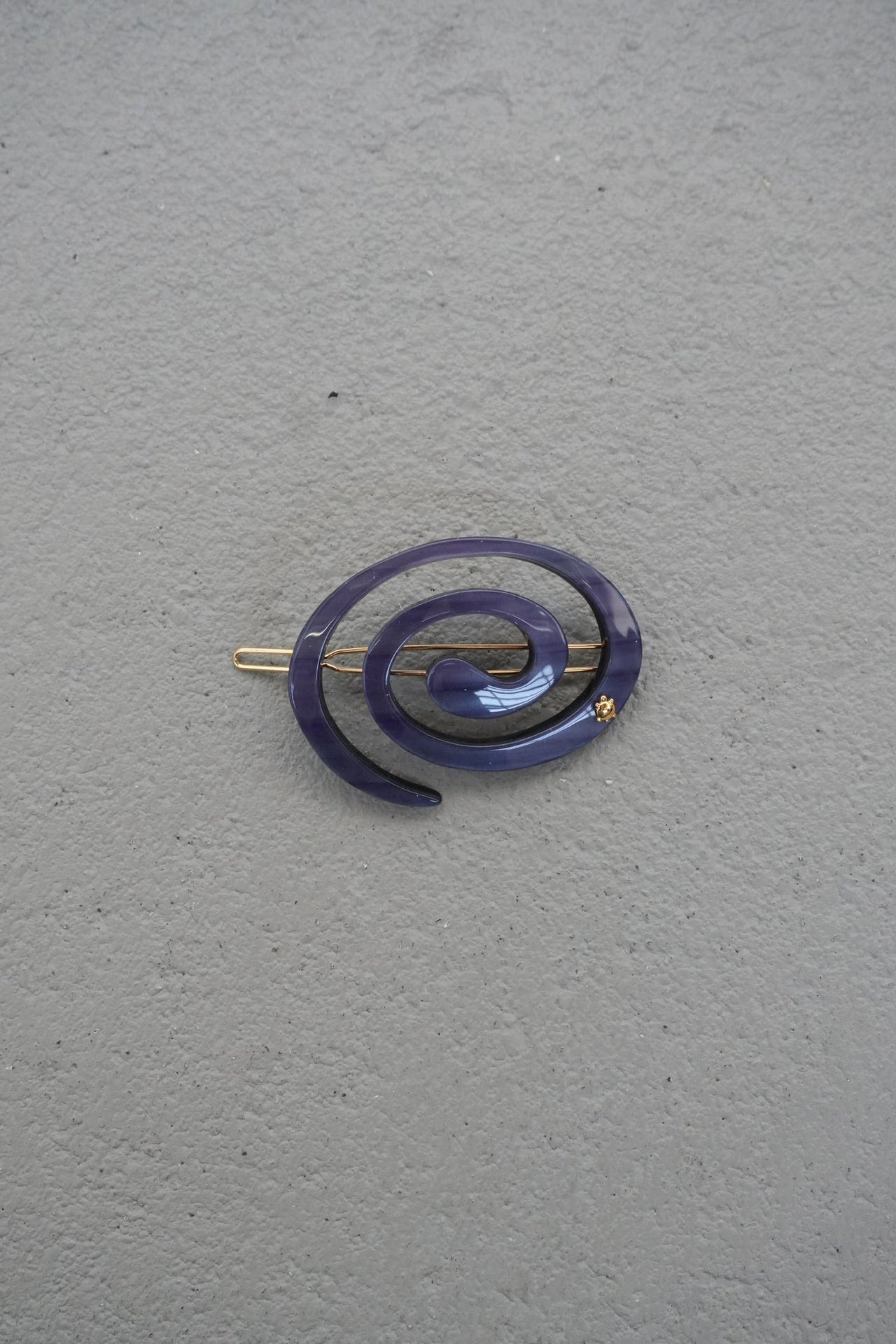 SMALL SPIRAL CLIP BY TURTLESTORY