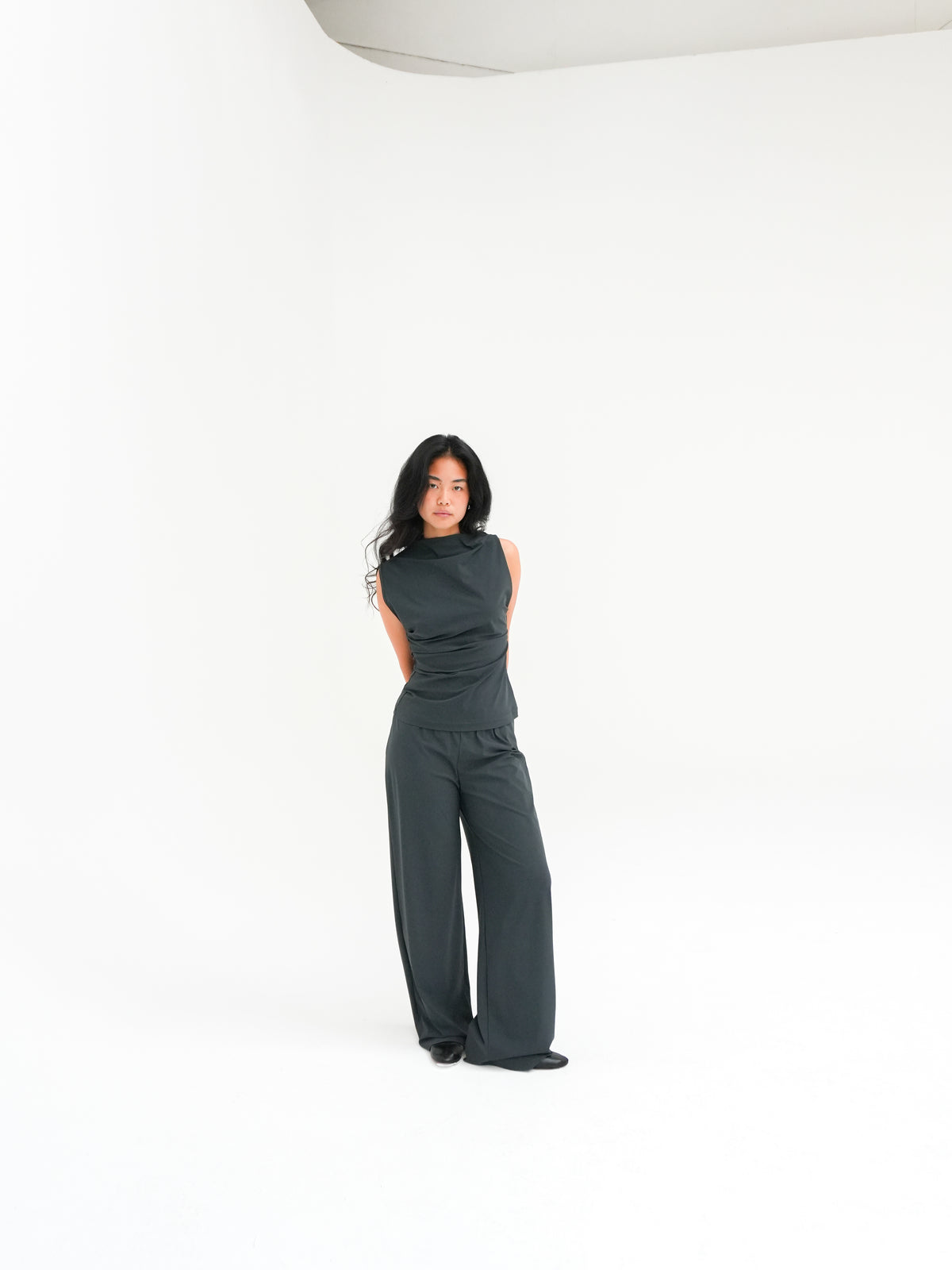 WIDE FIT PANTS BY REYÈM