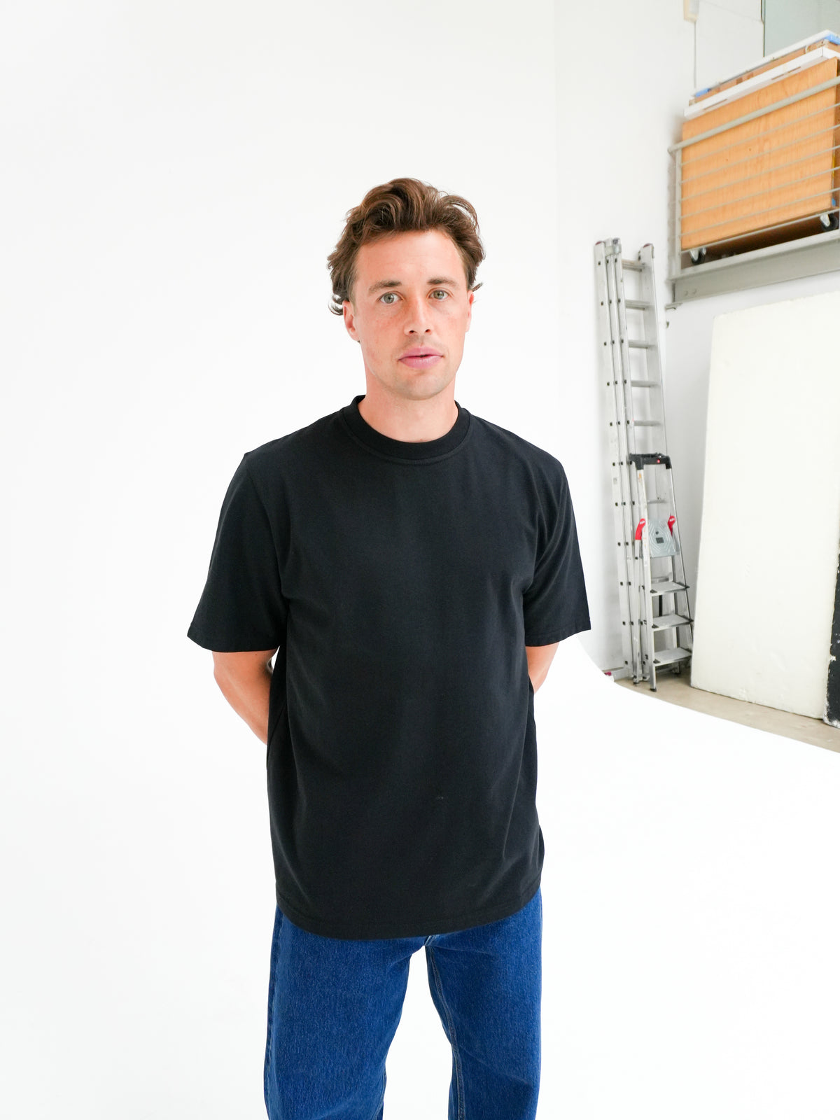 MURAL T-SHIRT IN BLACK BY ARTE ANTWERP