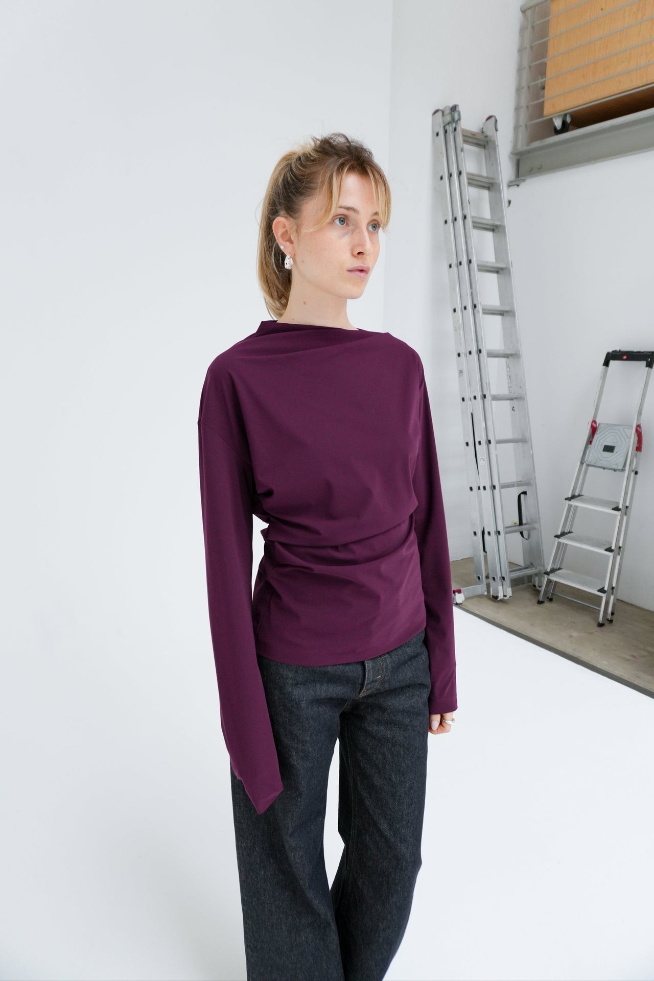ASYMMETRIC LONGSLEEVE BY REYÈM