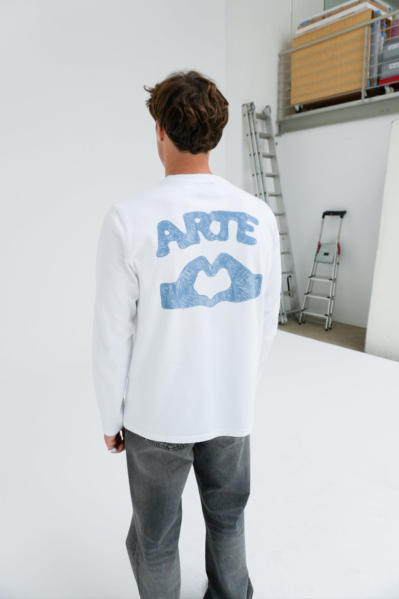 DIELS SCRIBBLE LONGSLEEVE BY ARTE ANTWERP