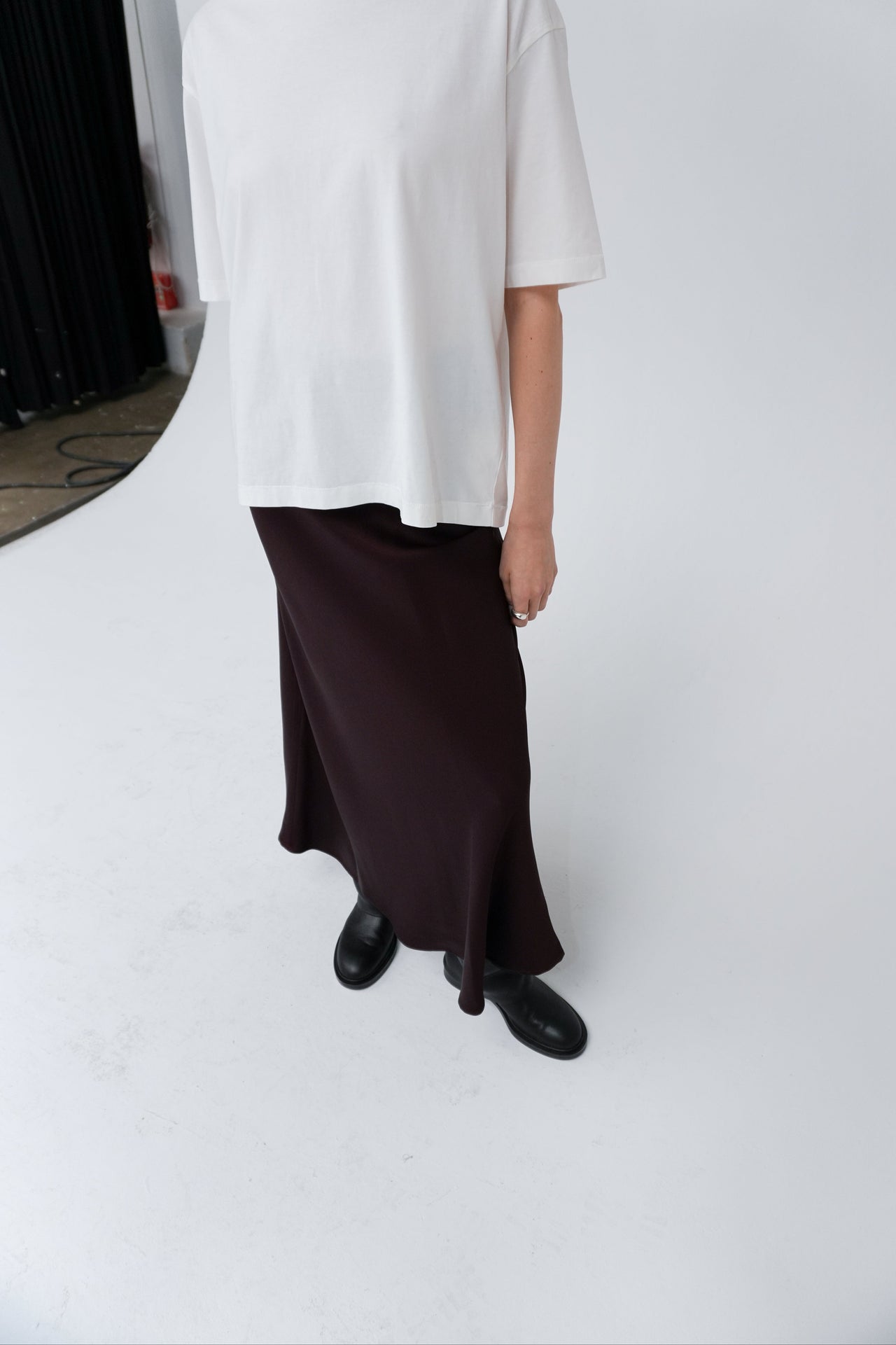 NEVIDA SLIP SKIRT BY DRYKORN