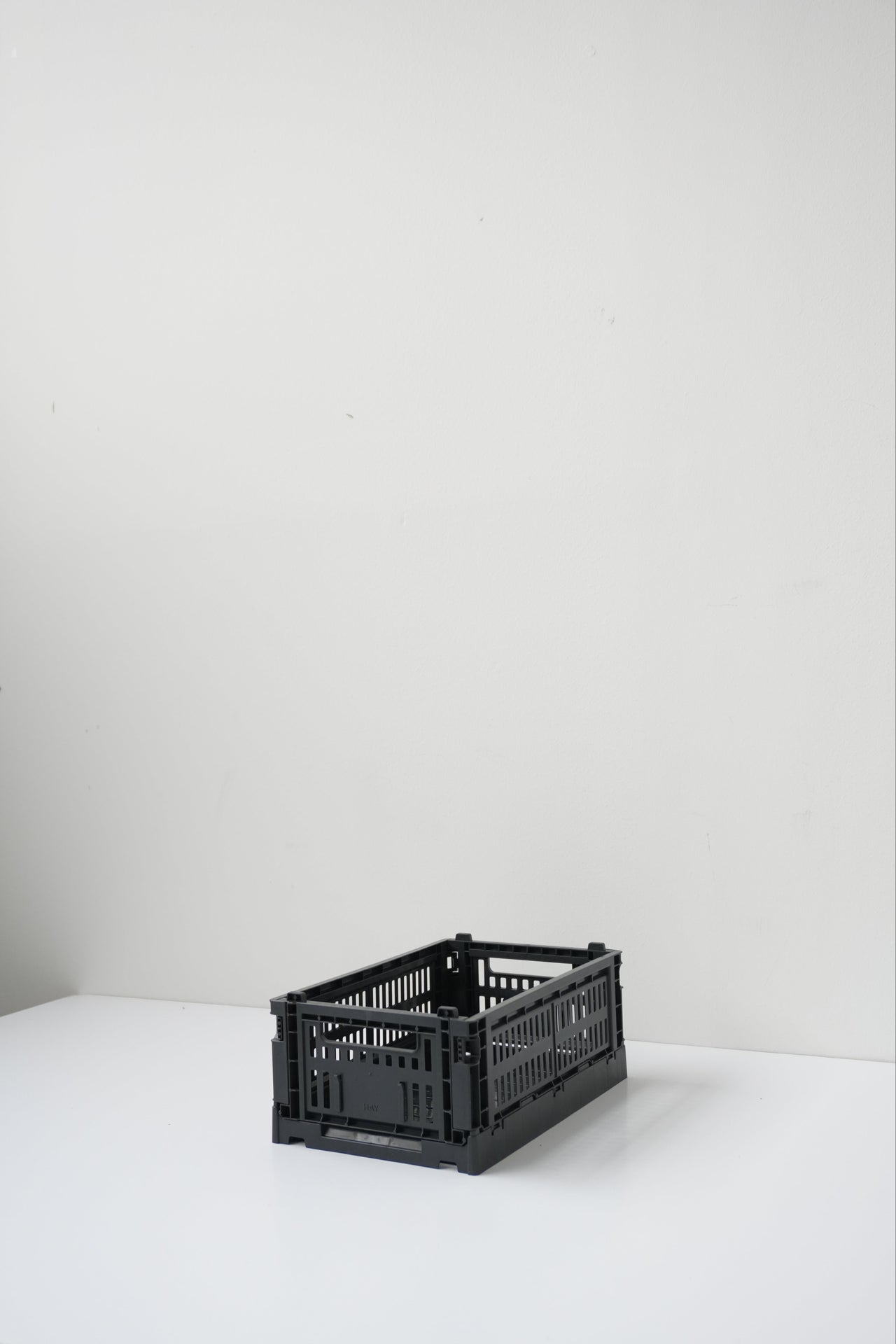 Colour Crate S by HAY