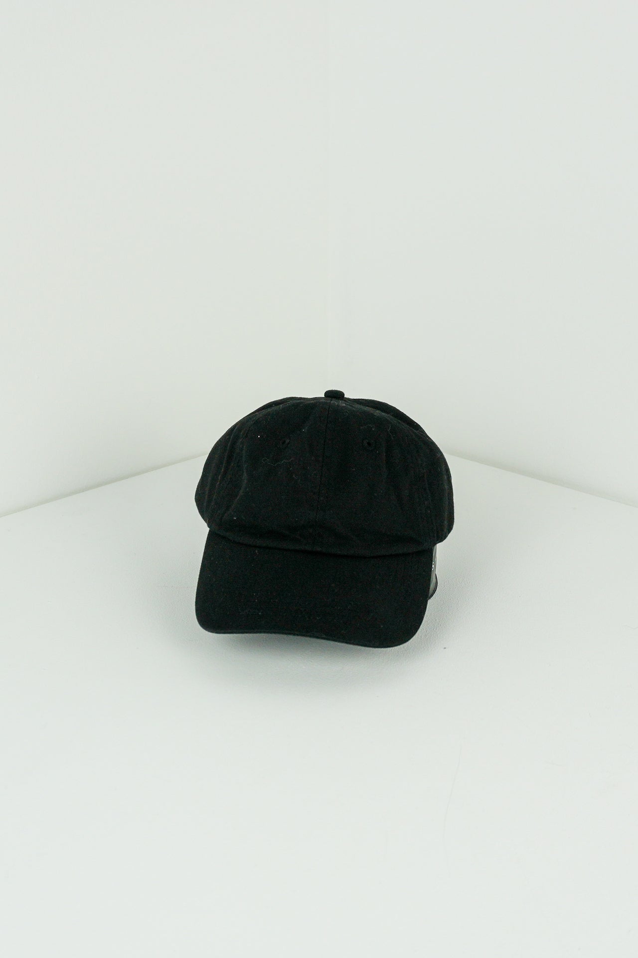 CAP BY COLORFUL STANDARD