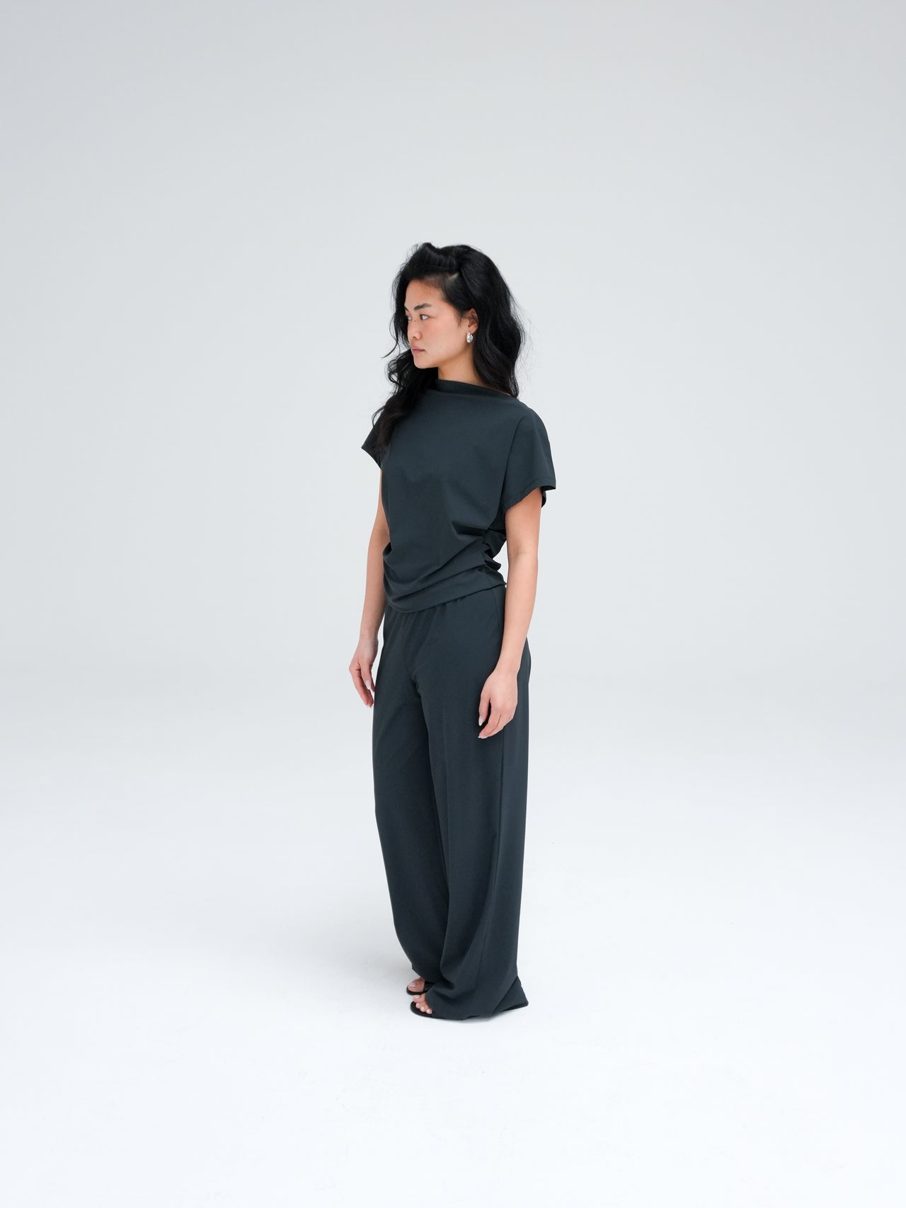 WIDE RELAXED FIT PANTS BY REYÈM