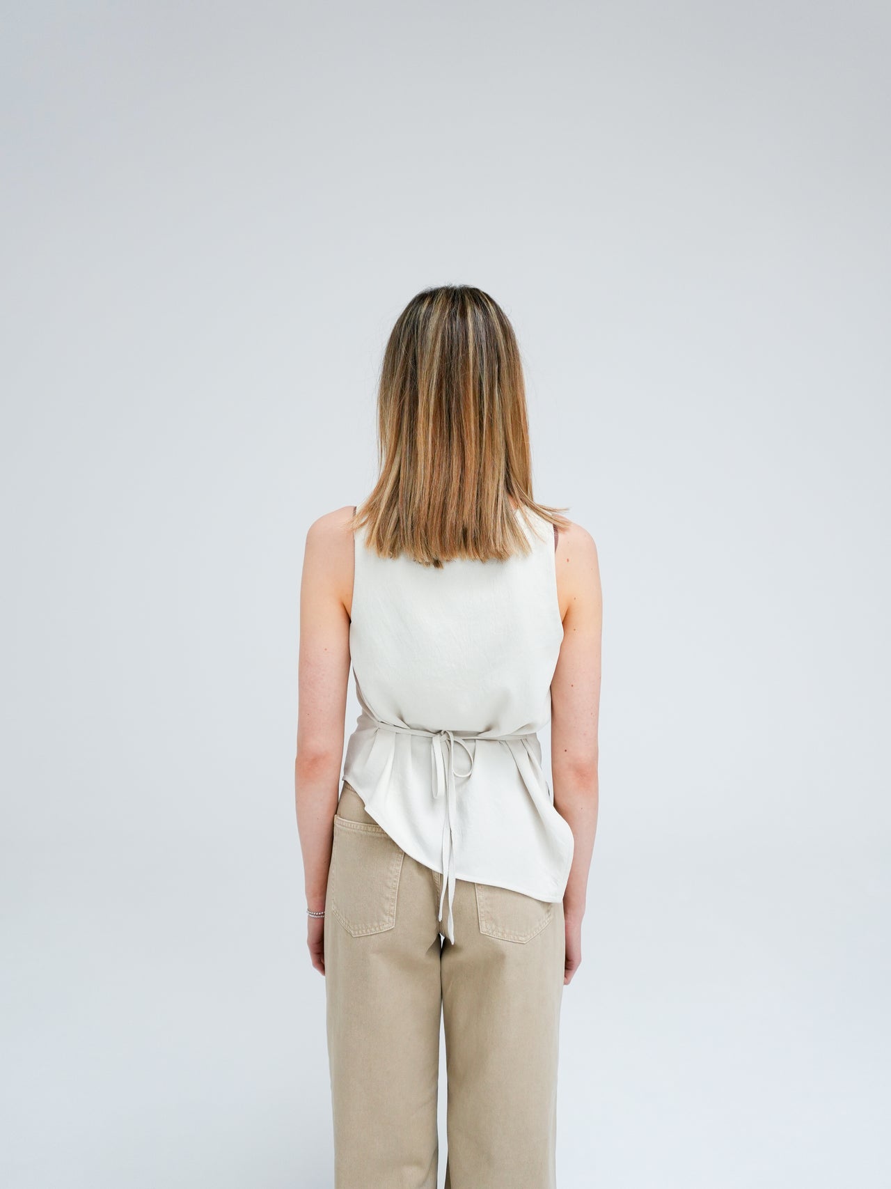 VIRA TOP IN LIGHT GRAY BY WON HUNDRED