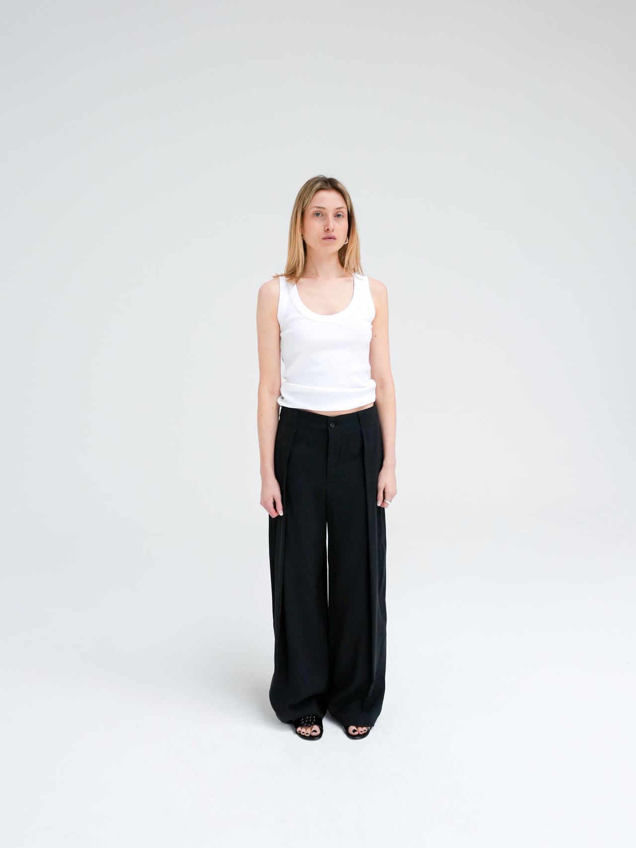 THREW PANTS BY DRYKORN