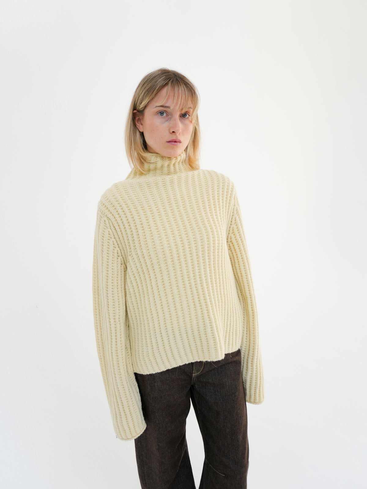 ARWIE KNIT IN BUTTER BY DRYKORN