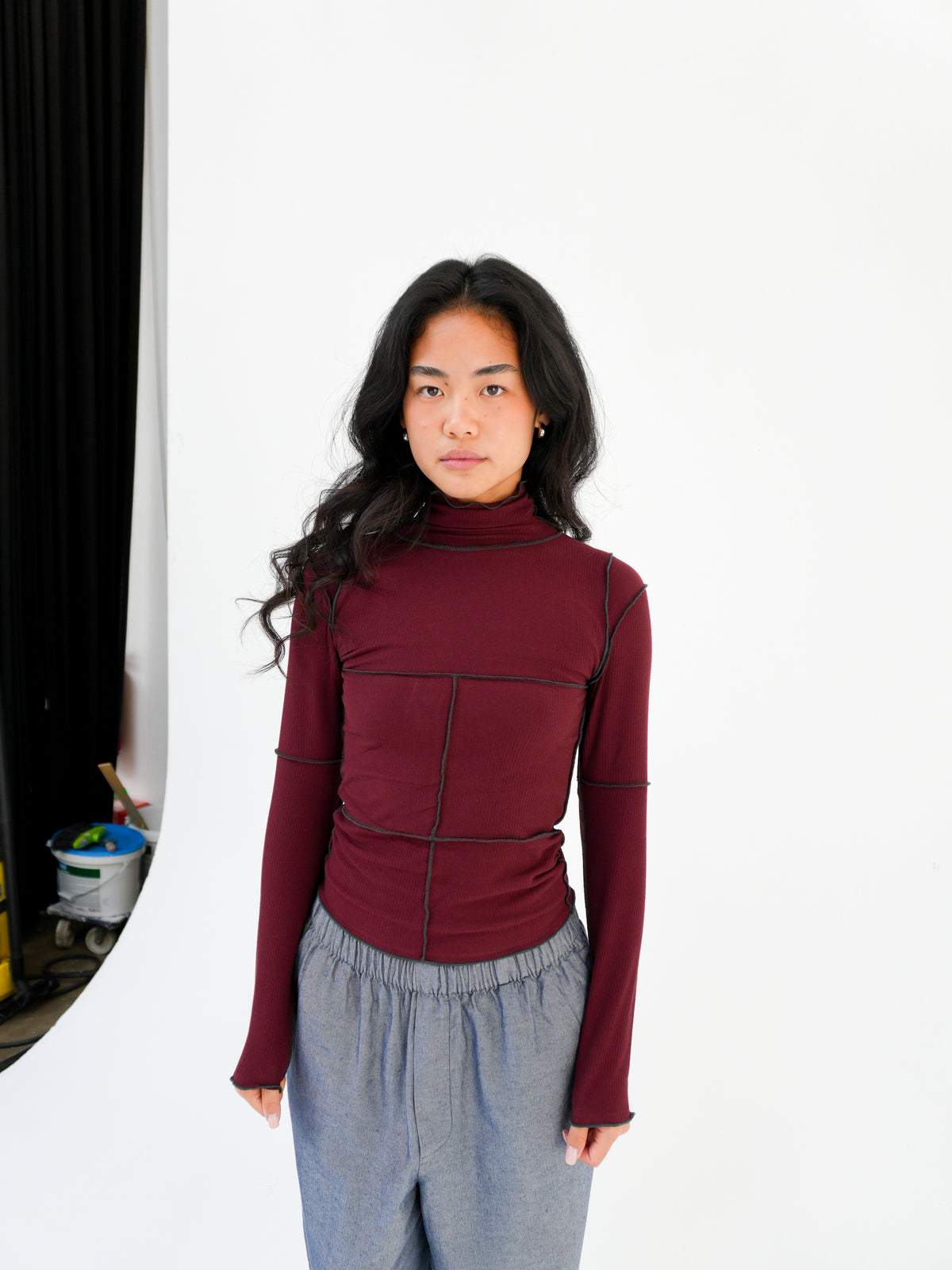 CINDER TURTLENECK TANK IN NAVA RED BY BASERANGE