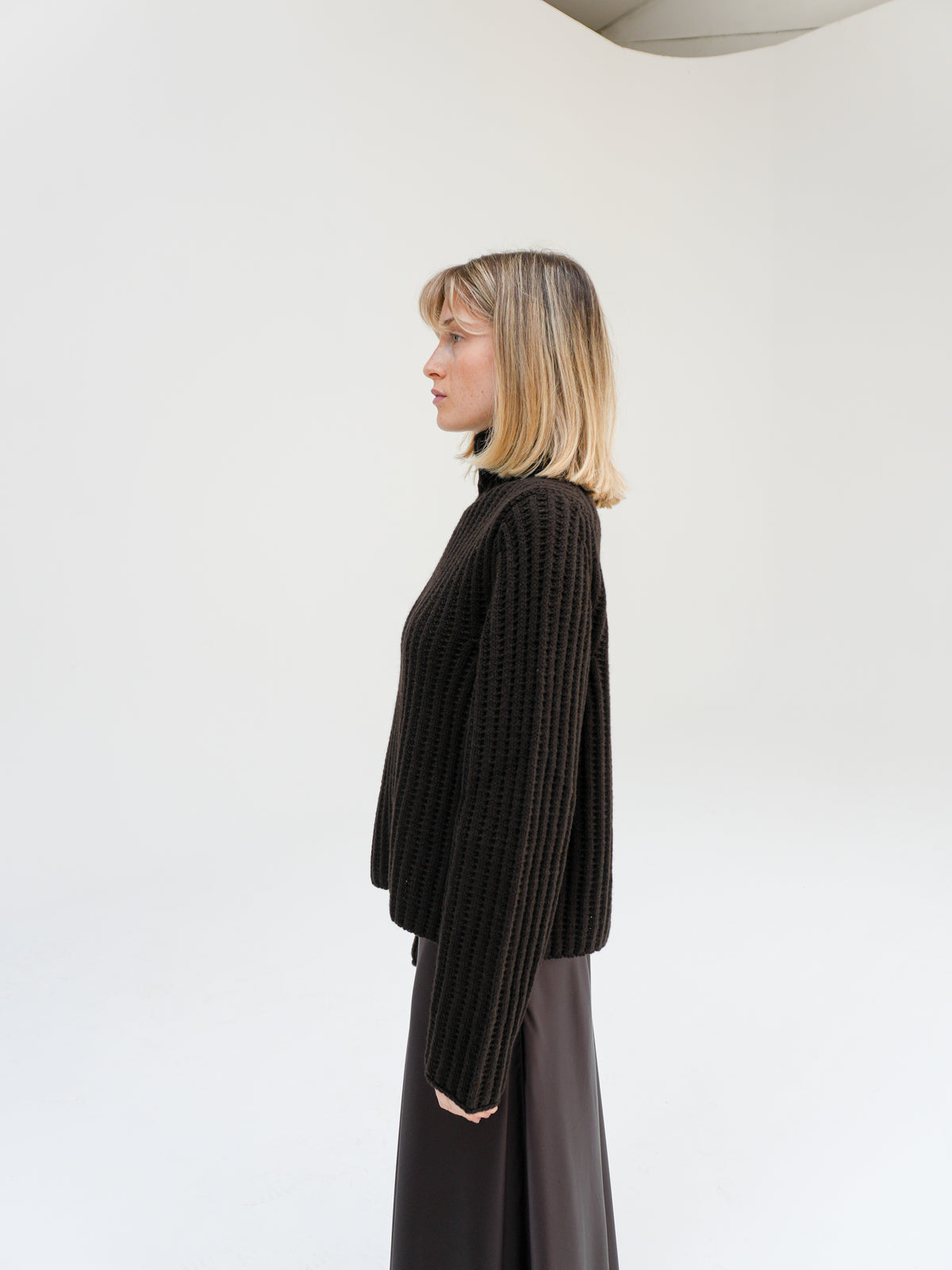 ARWIE KNIT IN CHOCOLATE BROWN BY DRYKORN
