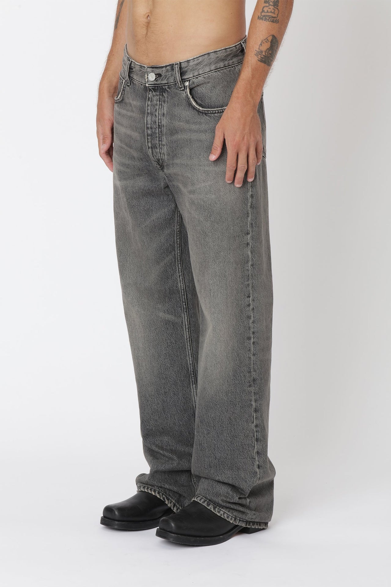 GENOA DENIM BY WON HUNDRED