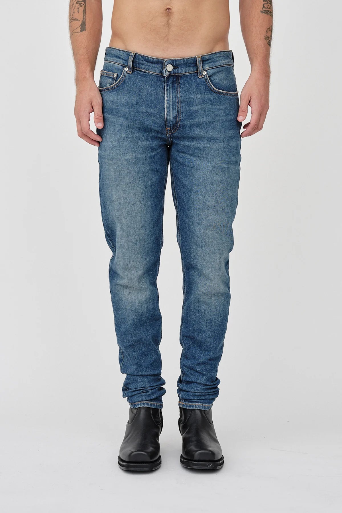 DEAN JEANS BY WON HUNDRED