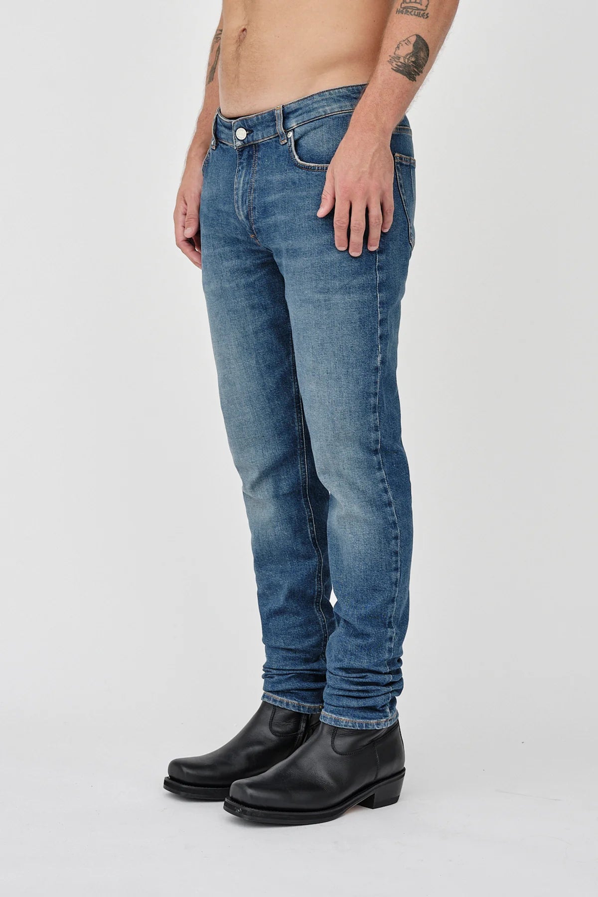 DEAN JEANS BY WON HUNDRED