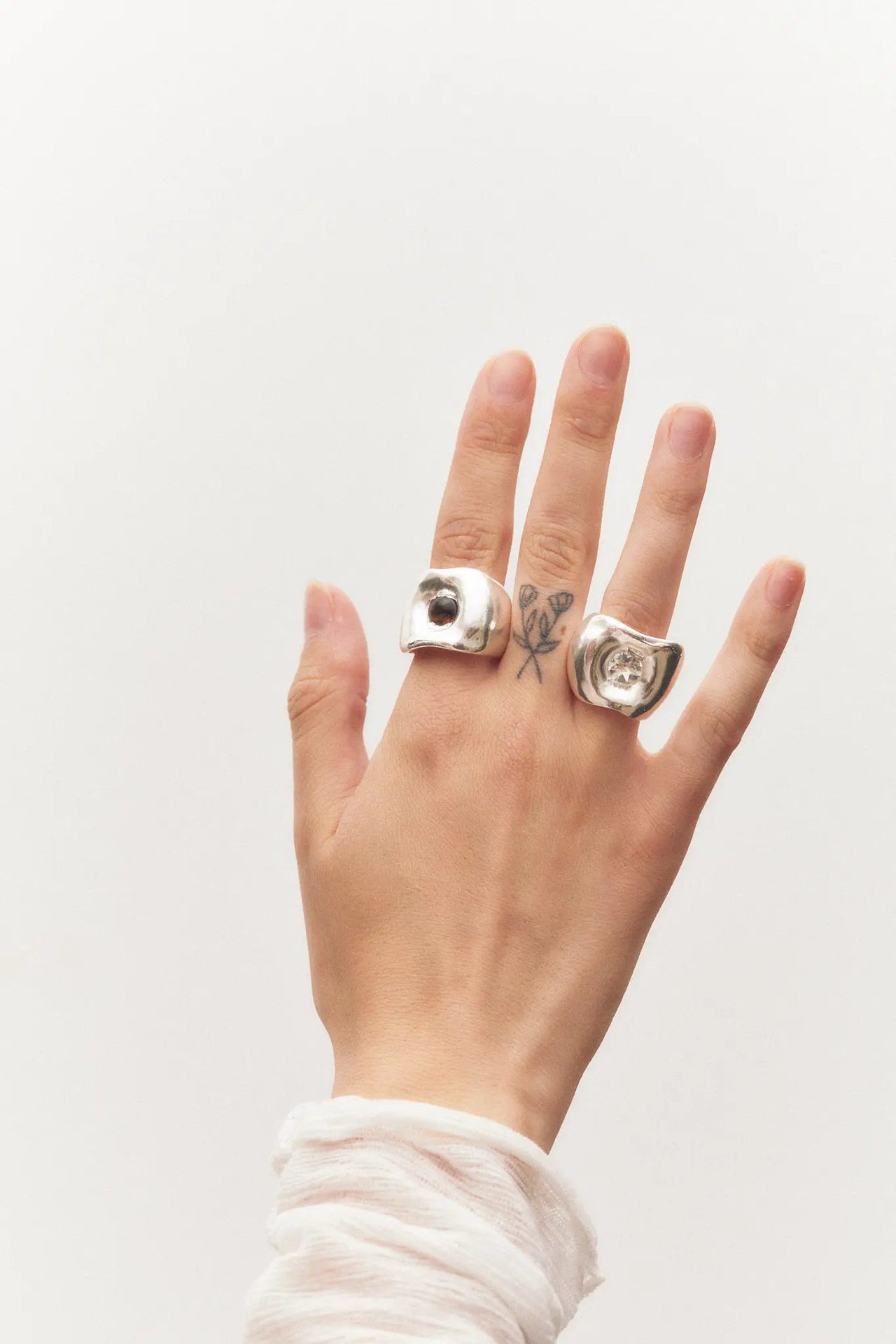 MOMA RING BY SIMUERO