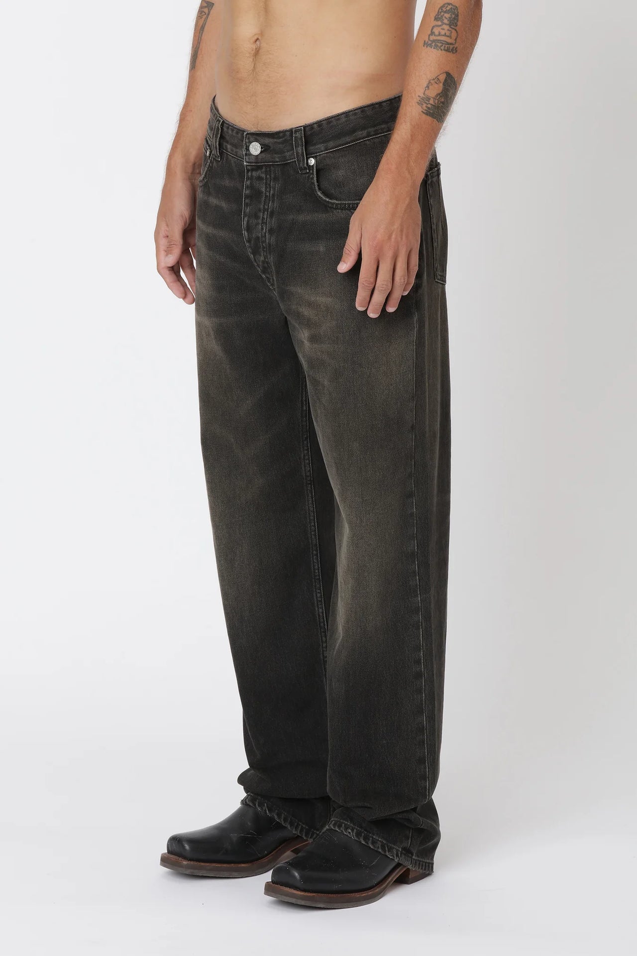 STEVE DENIM BY WON HUNDRED
