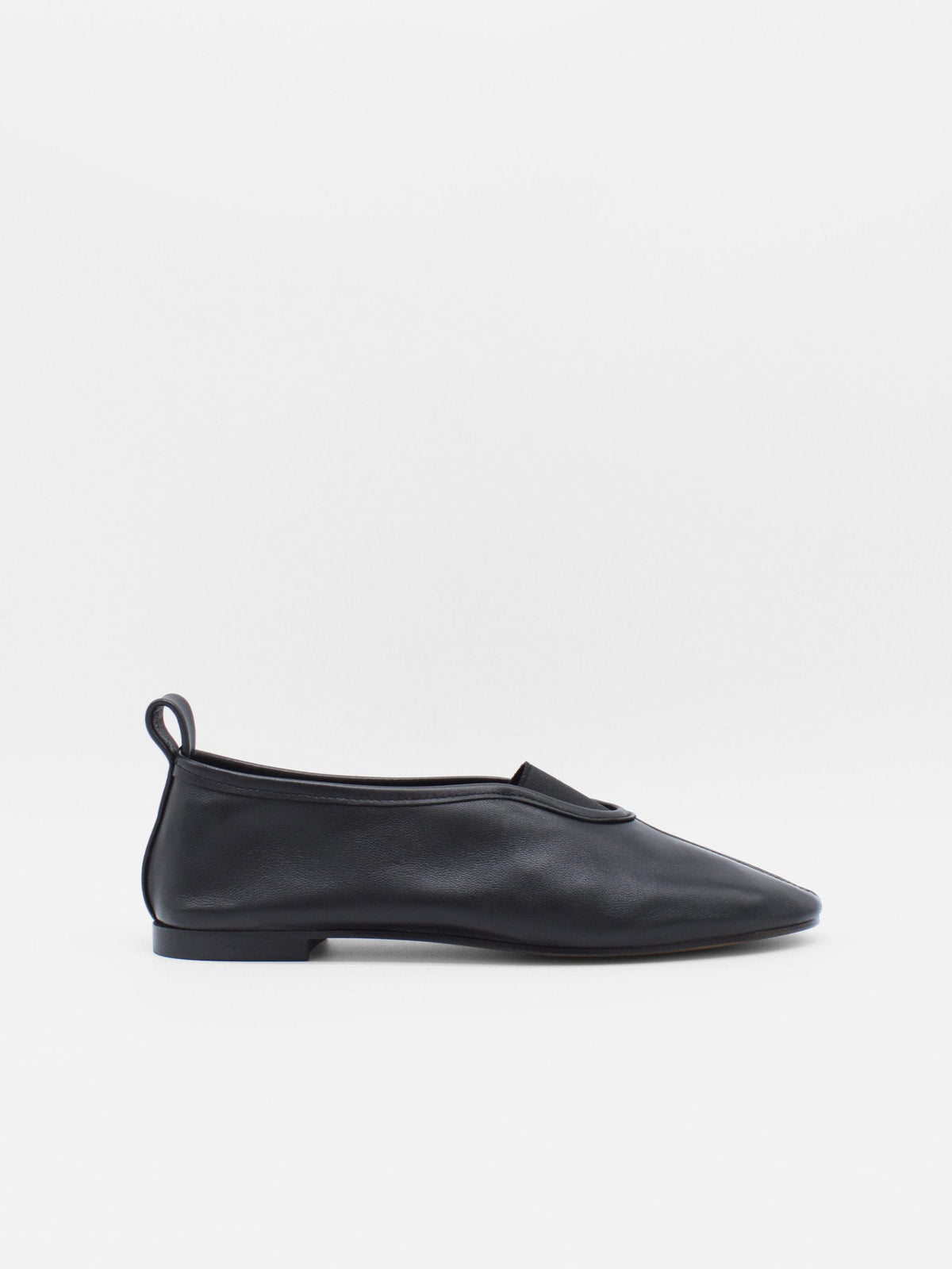 PIERO IN BLACK BY ABOUT ARIANNE