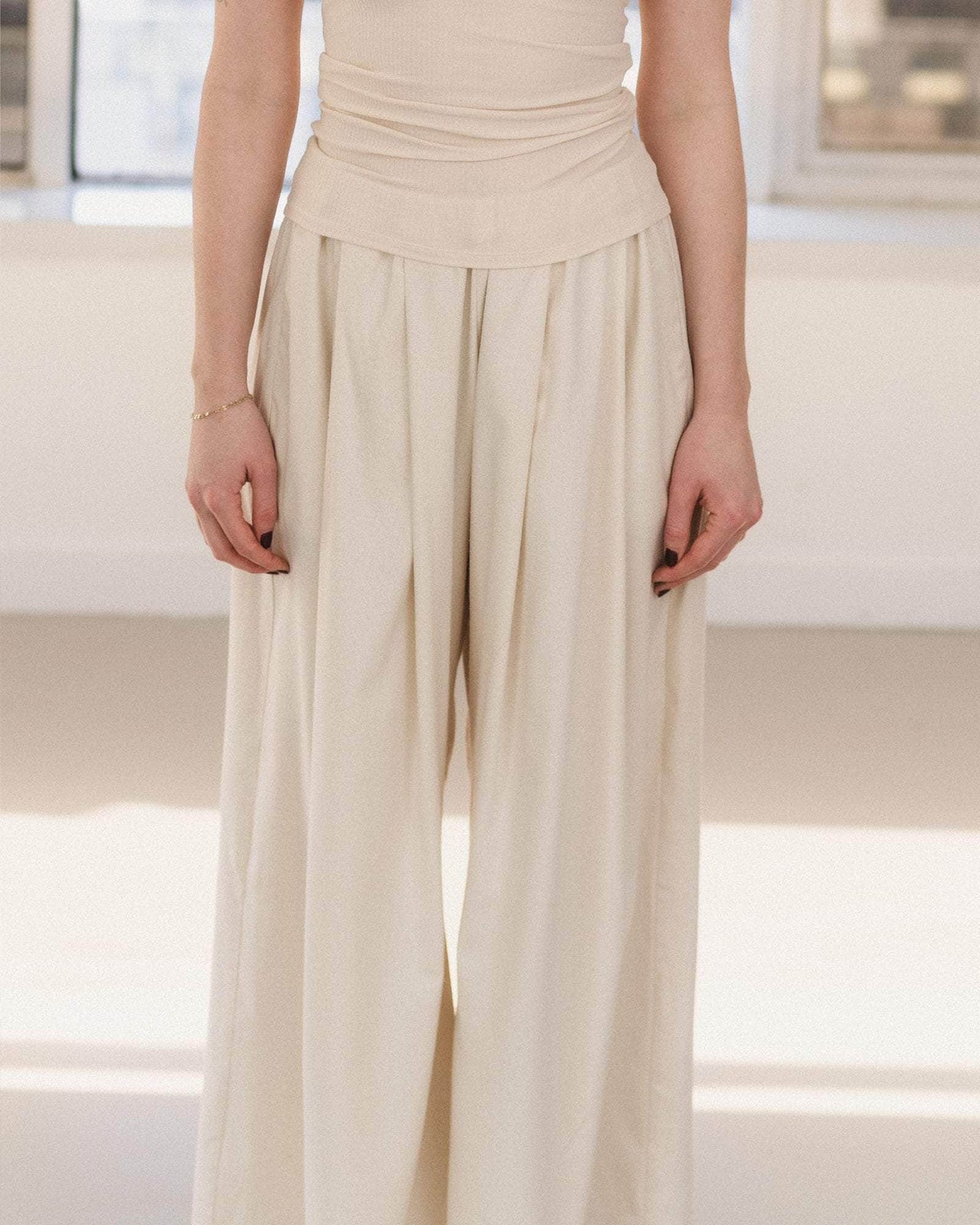 AVI PANTS BY BASERANGE